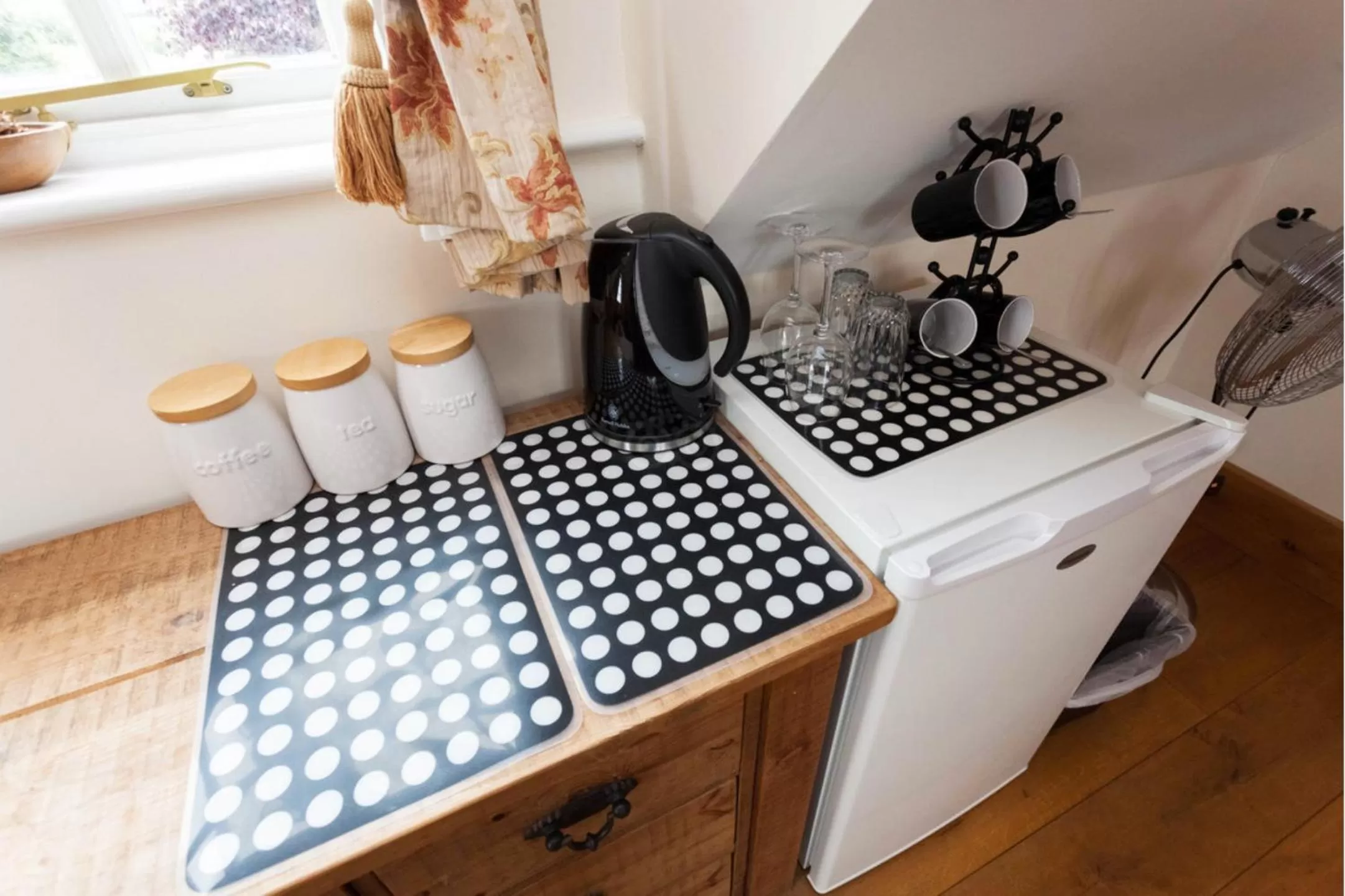 Bedroom in Hanger Down House Bed and Breakfast