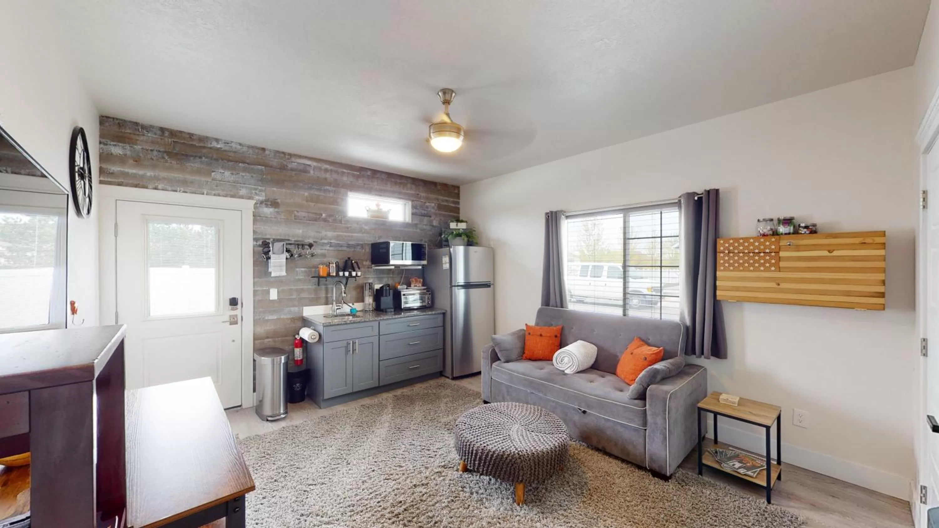 Seating Area in TJ Rancher - West Side Twin Falls