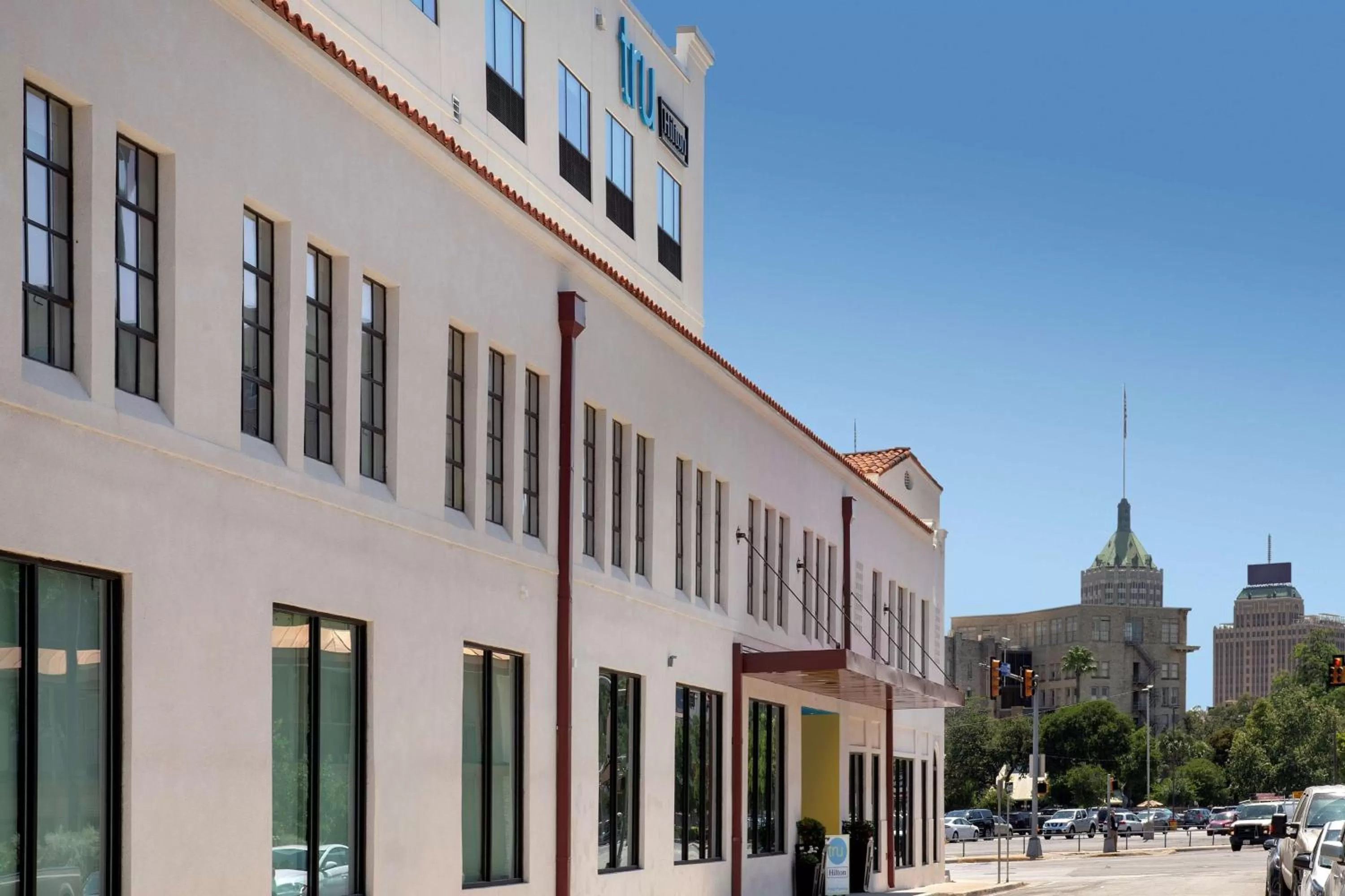 Property building in Tru By Hilton San Antonio Downtown Riverwalk