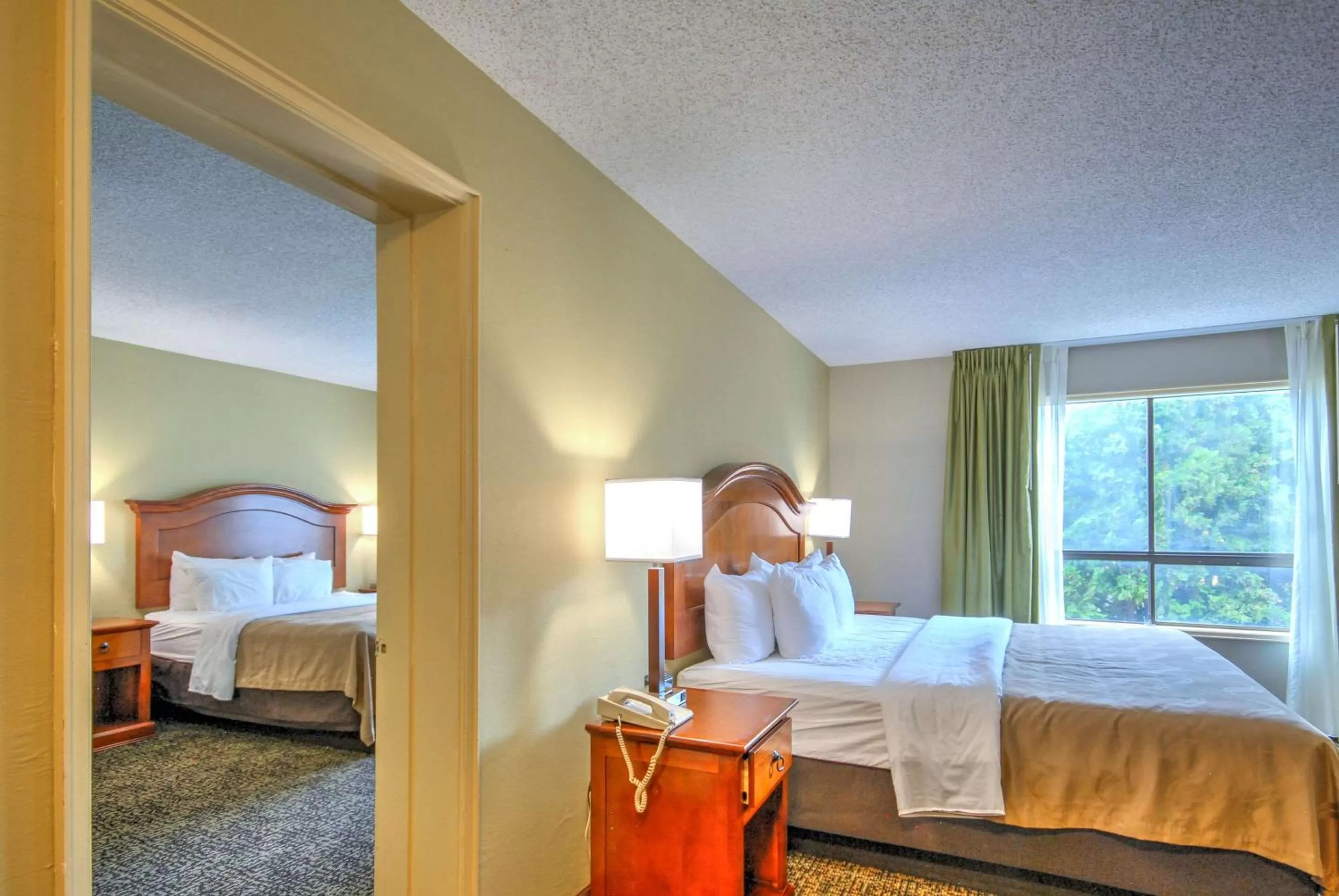 Photo of the whole room, Bed in Quality Inn Big Sky