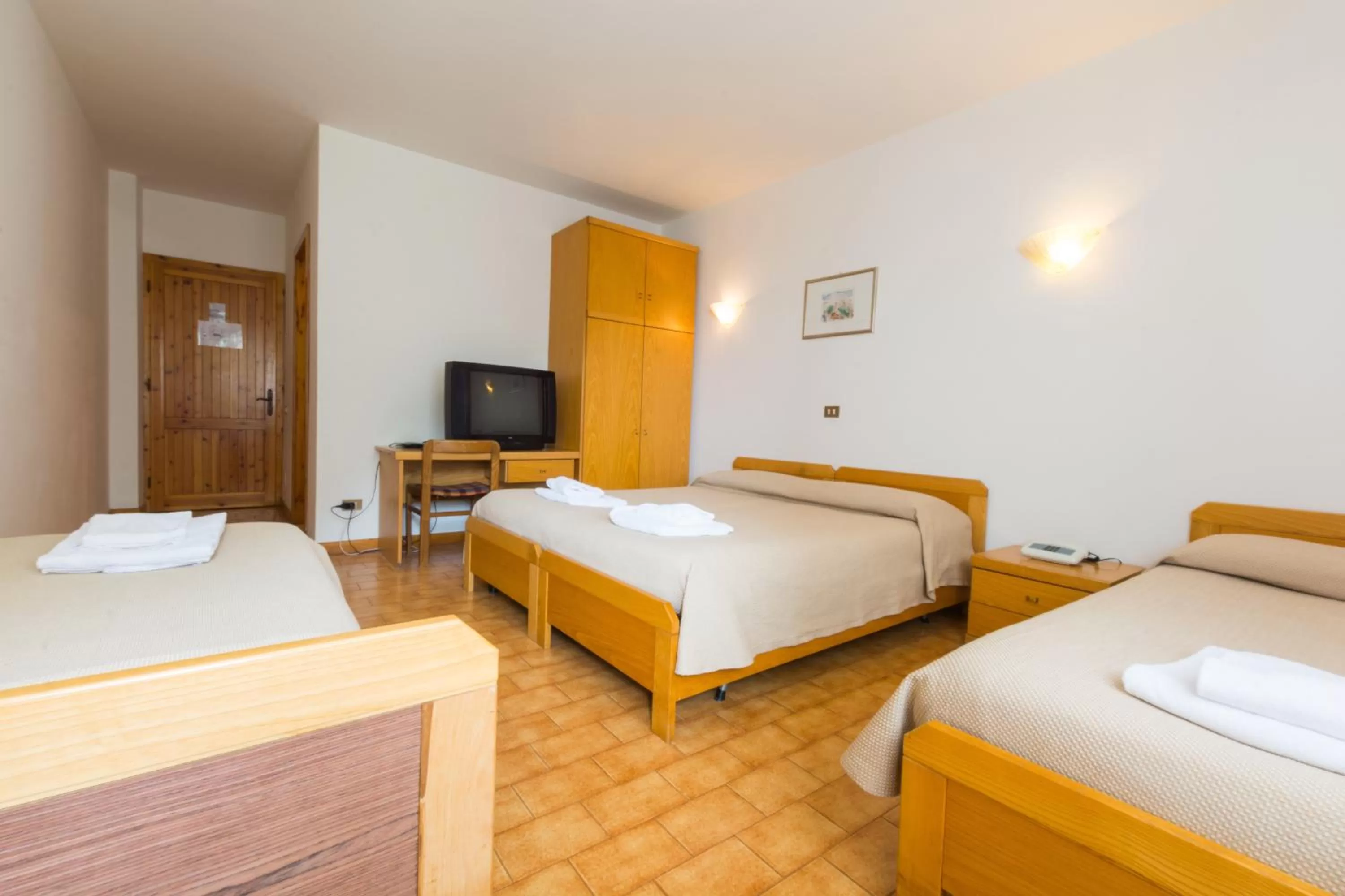 Bed in Albergo Dalla Mena