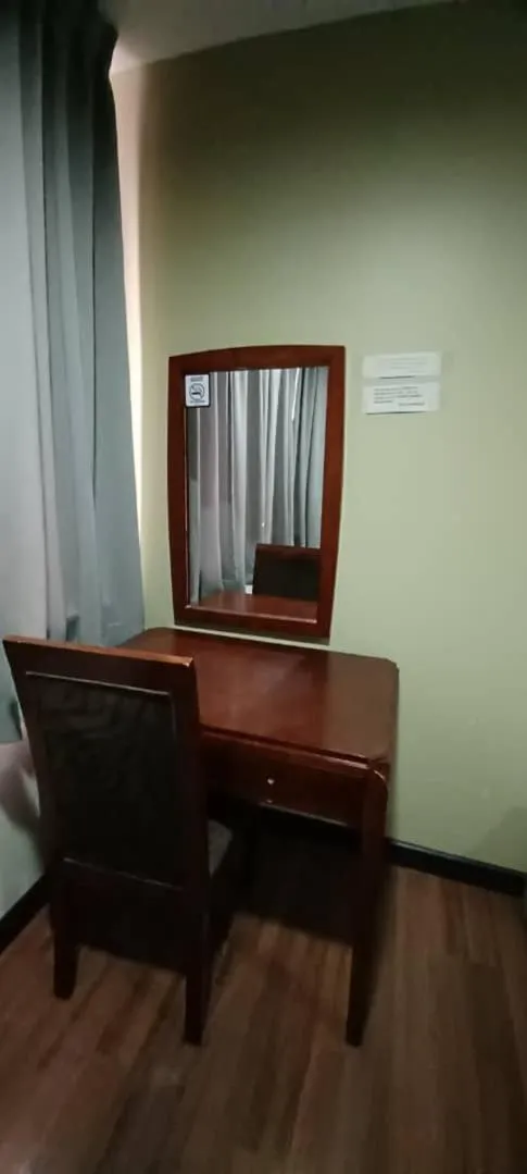 hair dresser in Hotel Sadong88