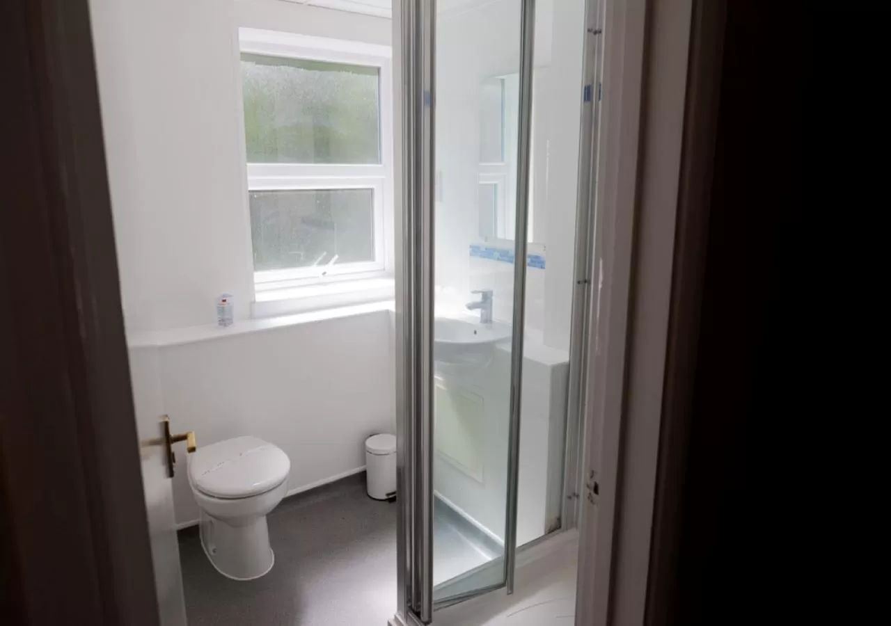 Bathroom in King Charles Hotel