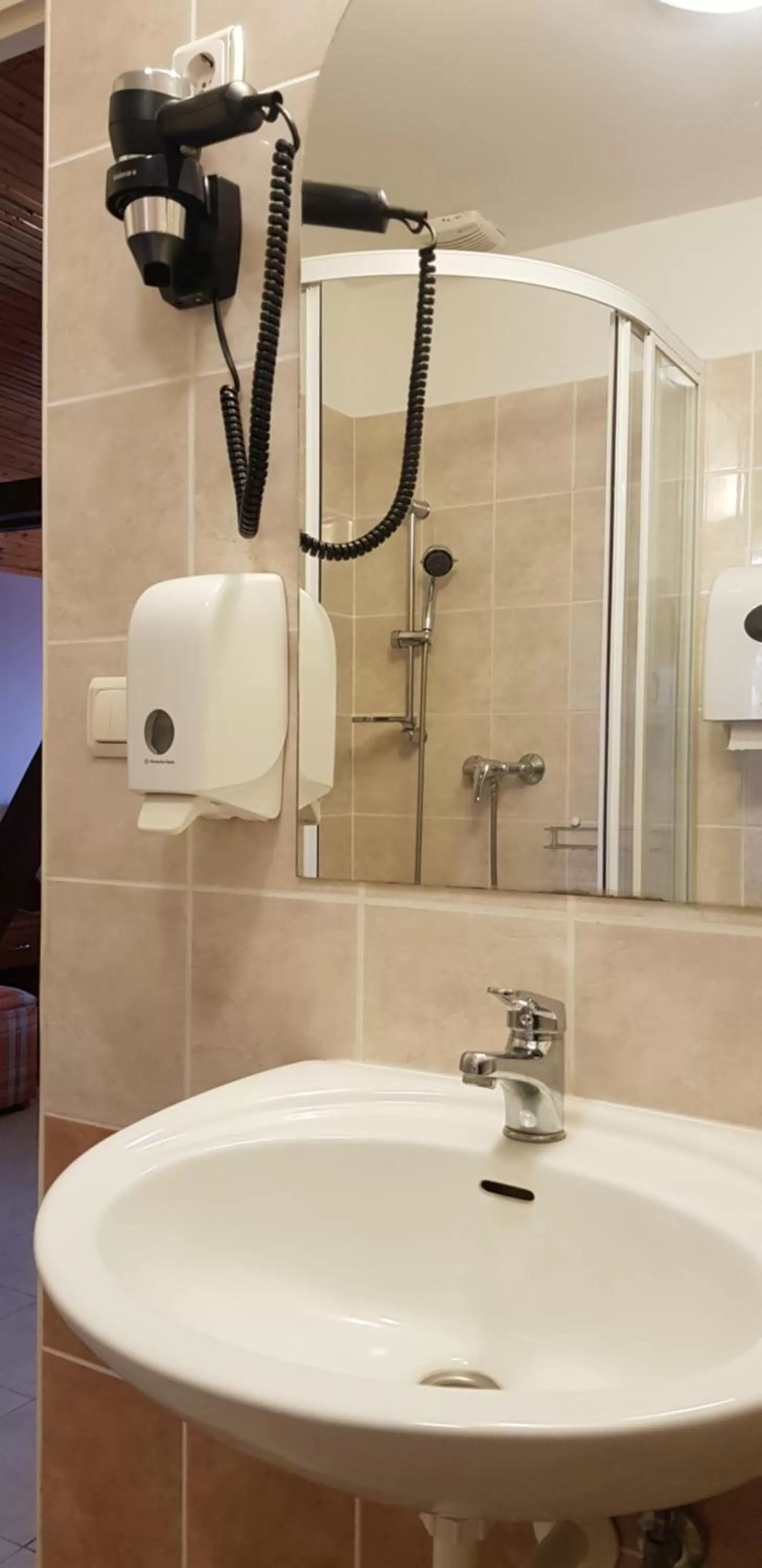 Bathroom in Central Panzió Gyula