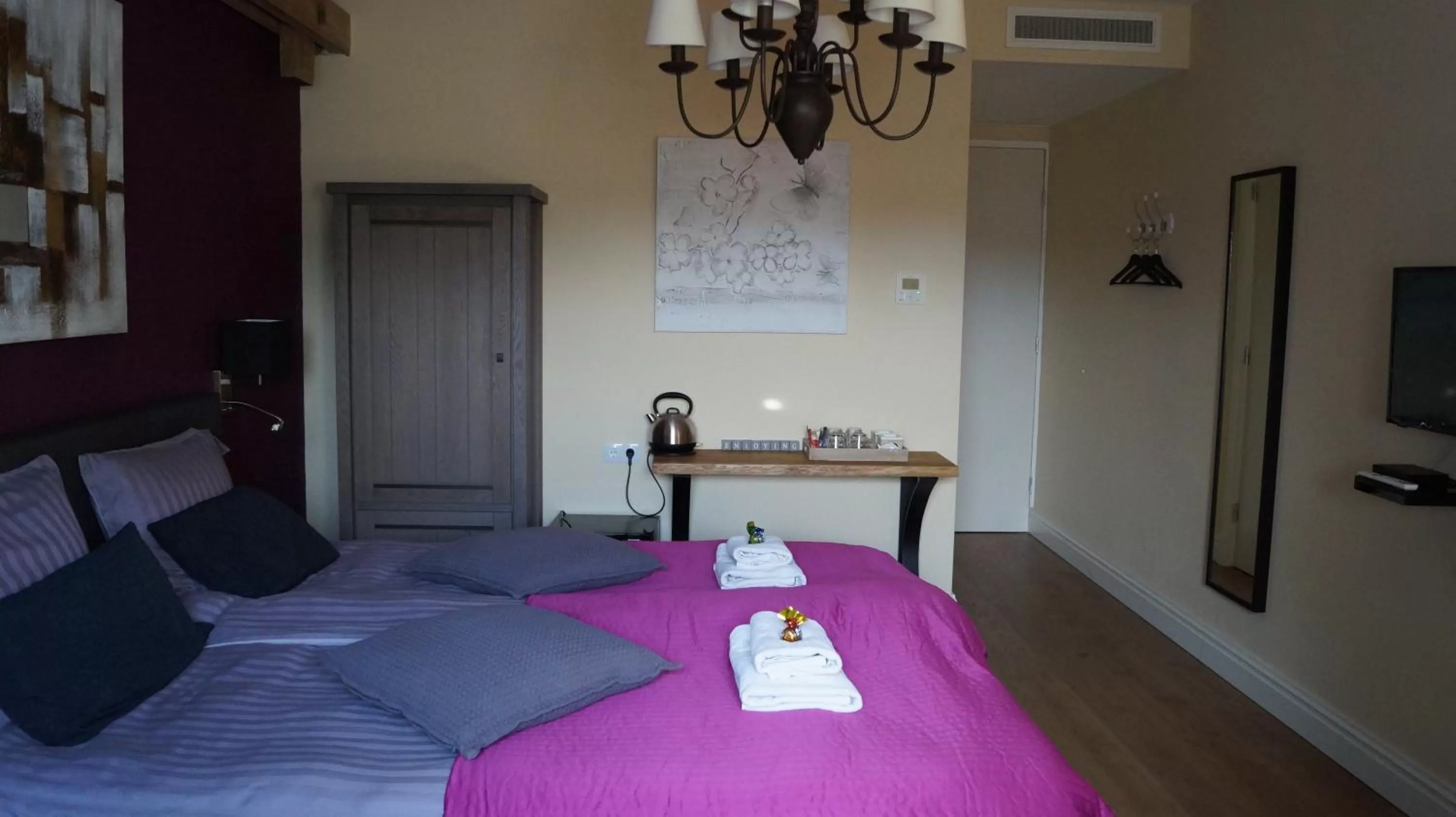 Bed in B&B Johannes-Hoeve