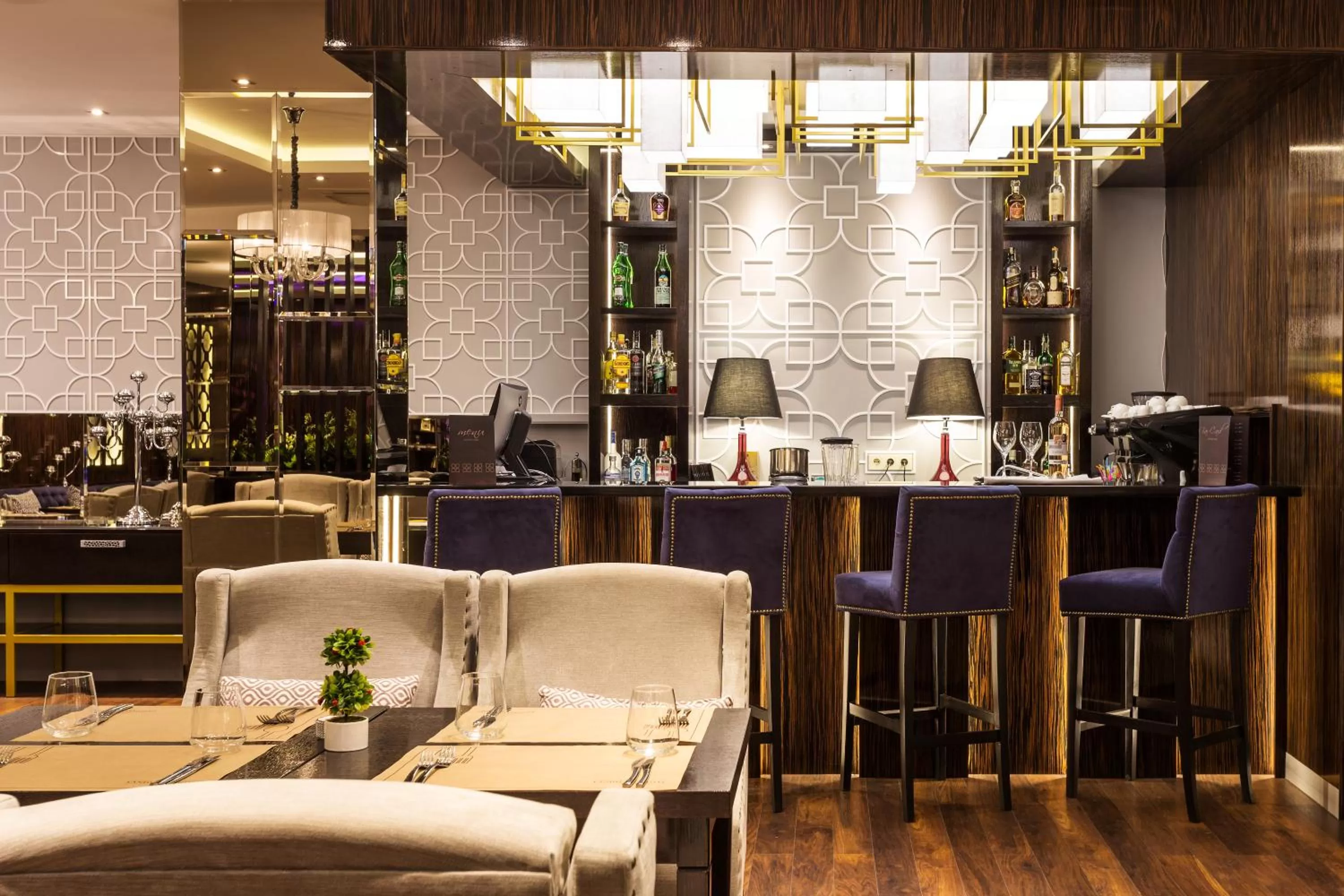 Restaurant/places to eat in Landmark Creek Hotel Plovdiv