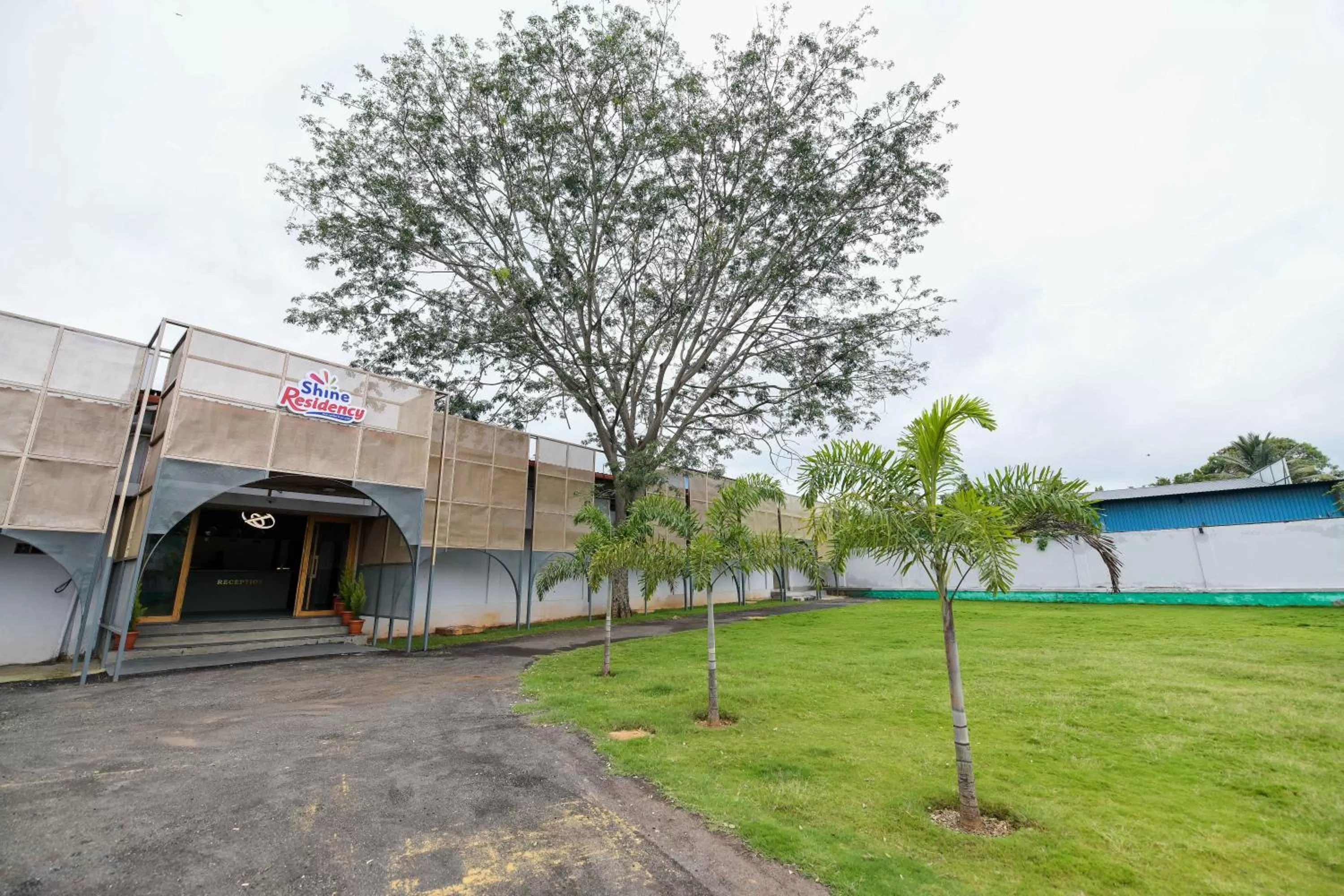 Garden in Shine Residency