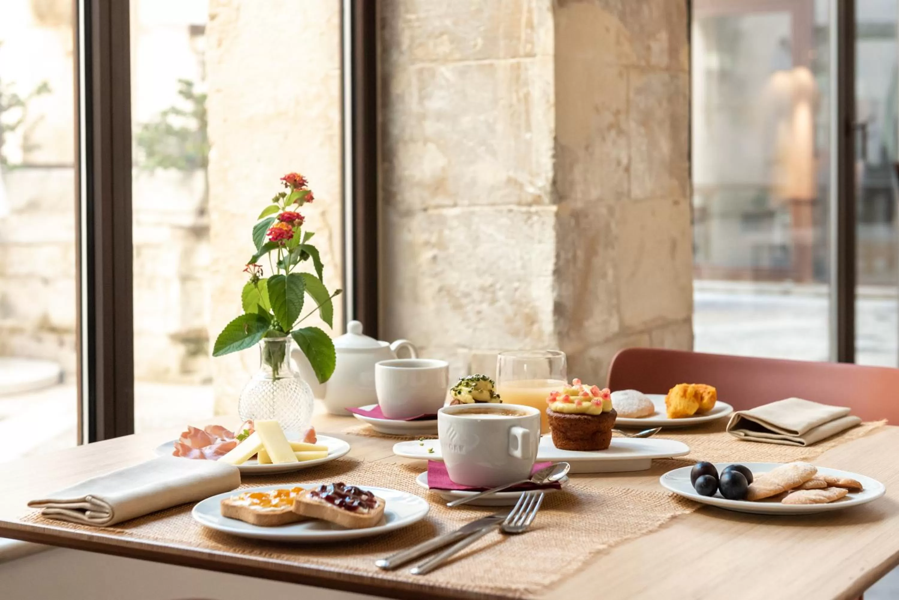 Food and drinks in Antico Convento Dei Cappuccini