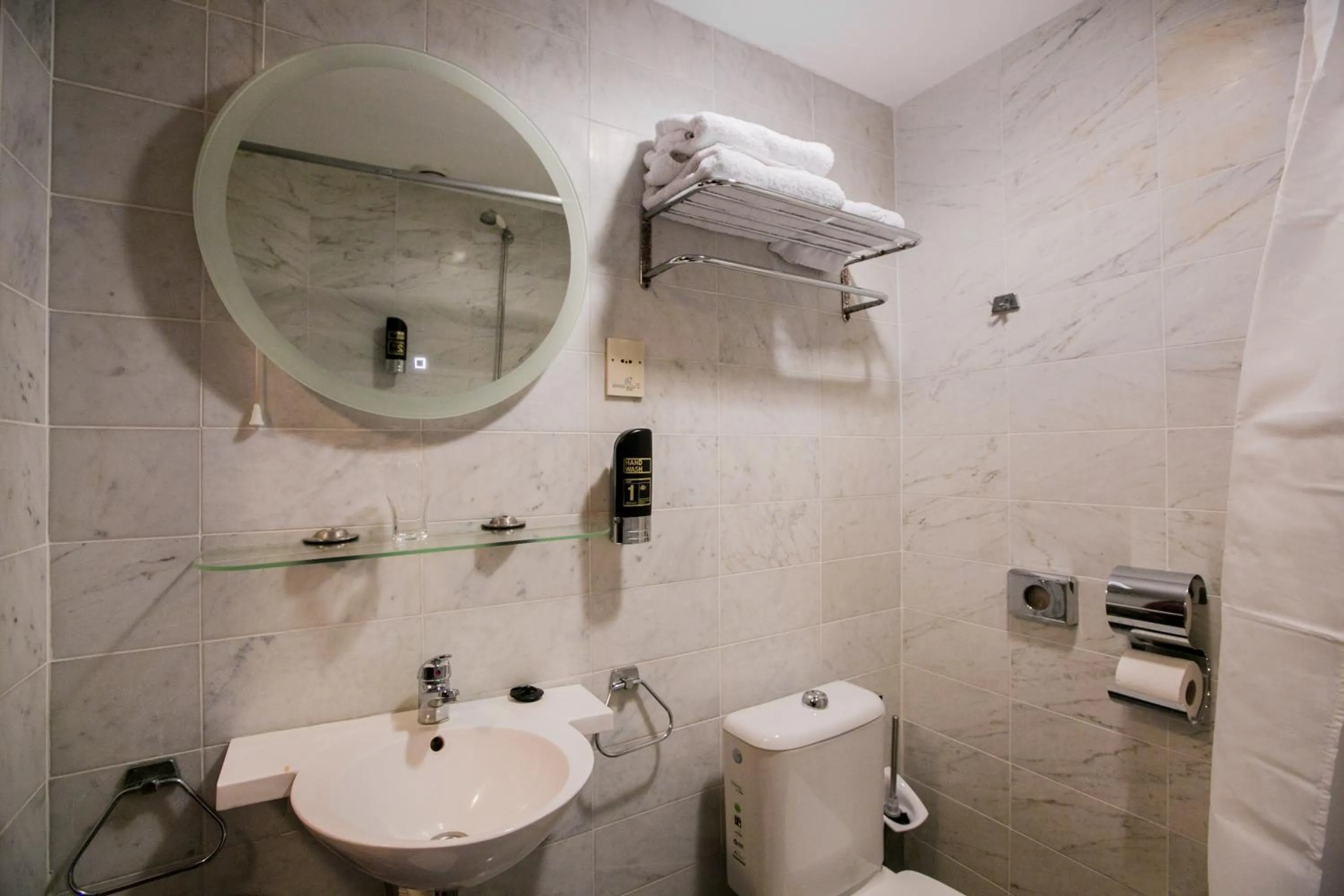 Toilet in Hotel Atlanta