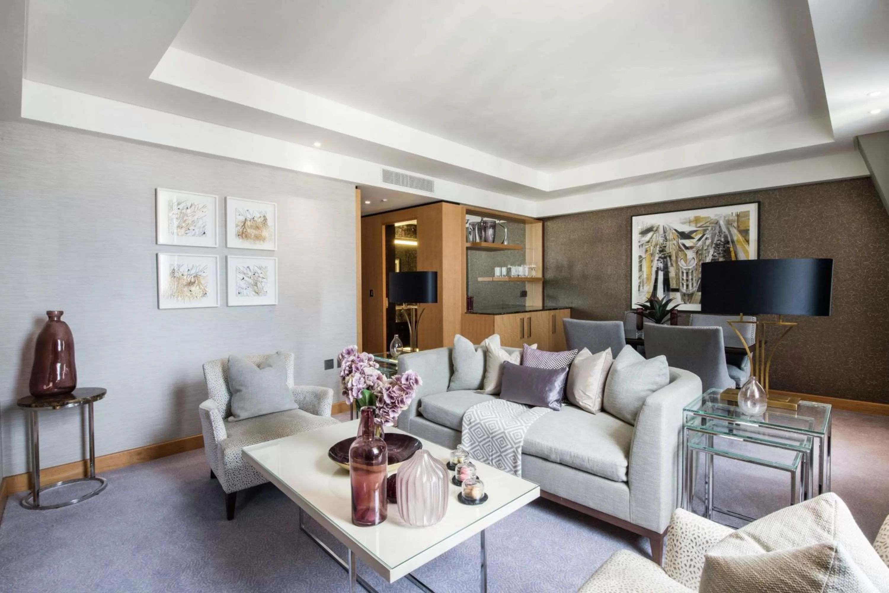 One-Bedroom Deluxe Suite - Lounge Access in Conrad London St James