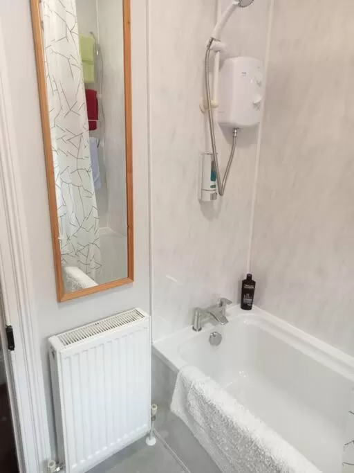 Shower, Bathroom in Private rooms with breakfast in Bishop Auckland