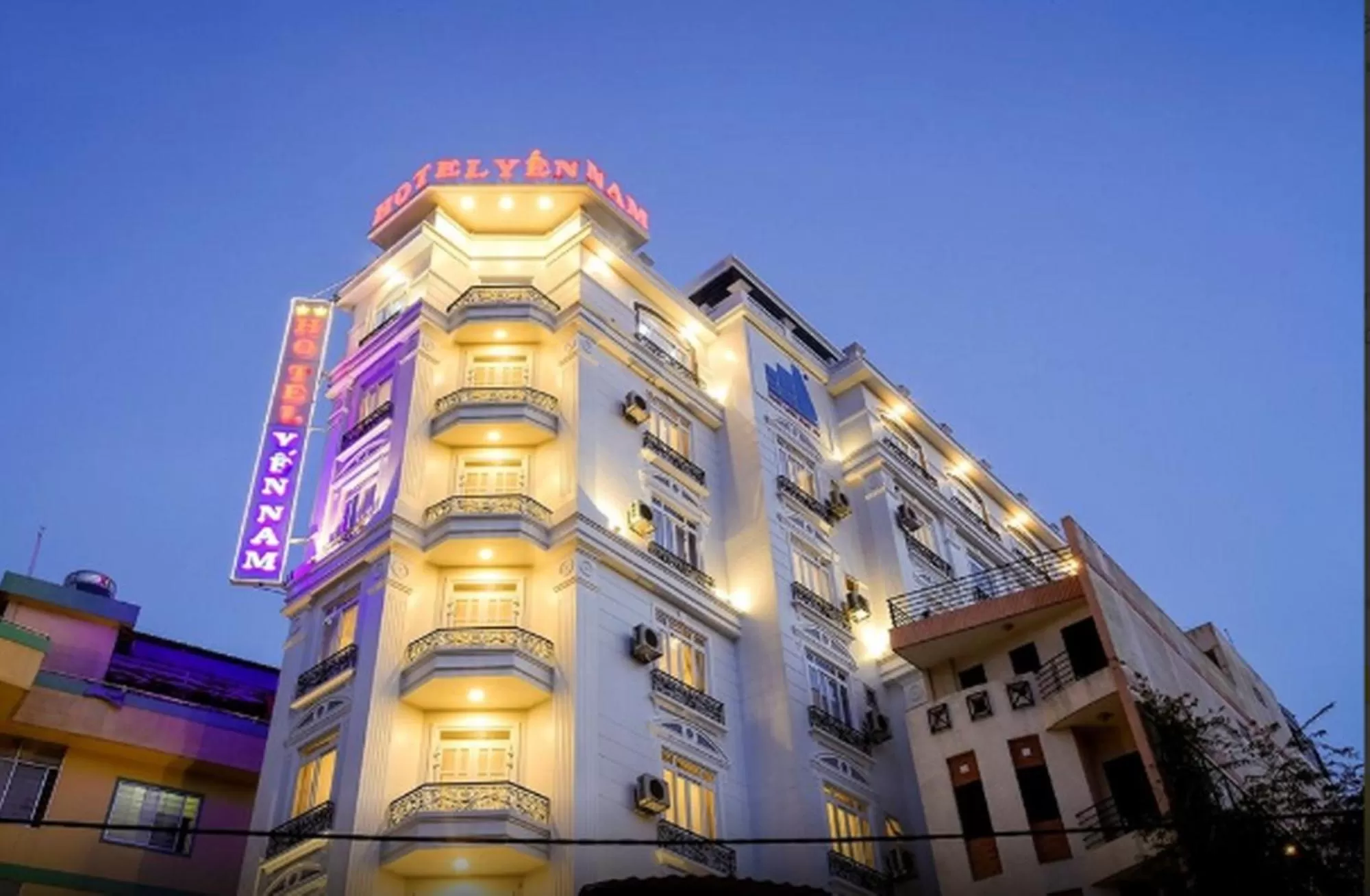 Facade/entrance in Yen Nam Hotel Nguyen Trong Tuyen