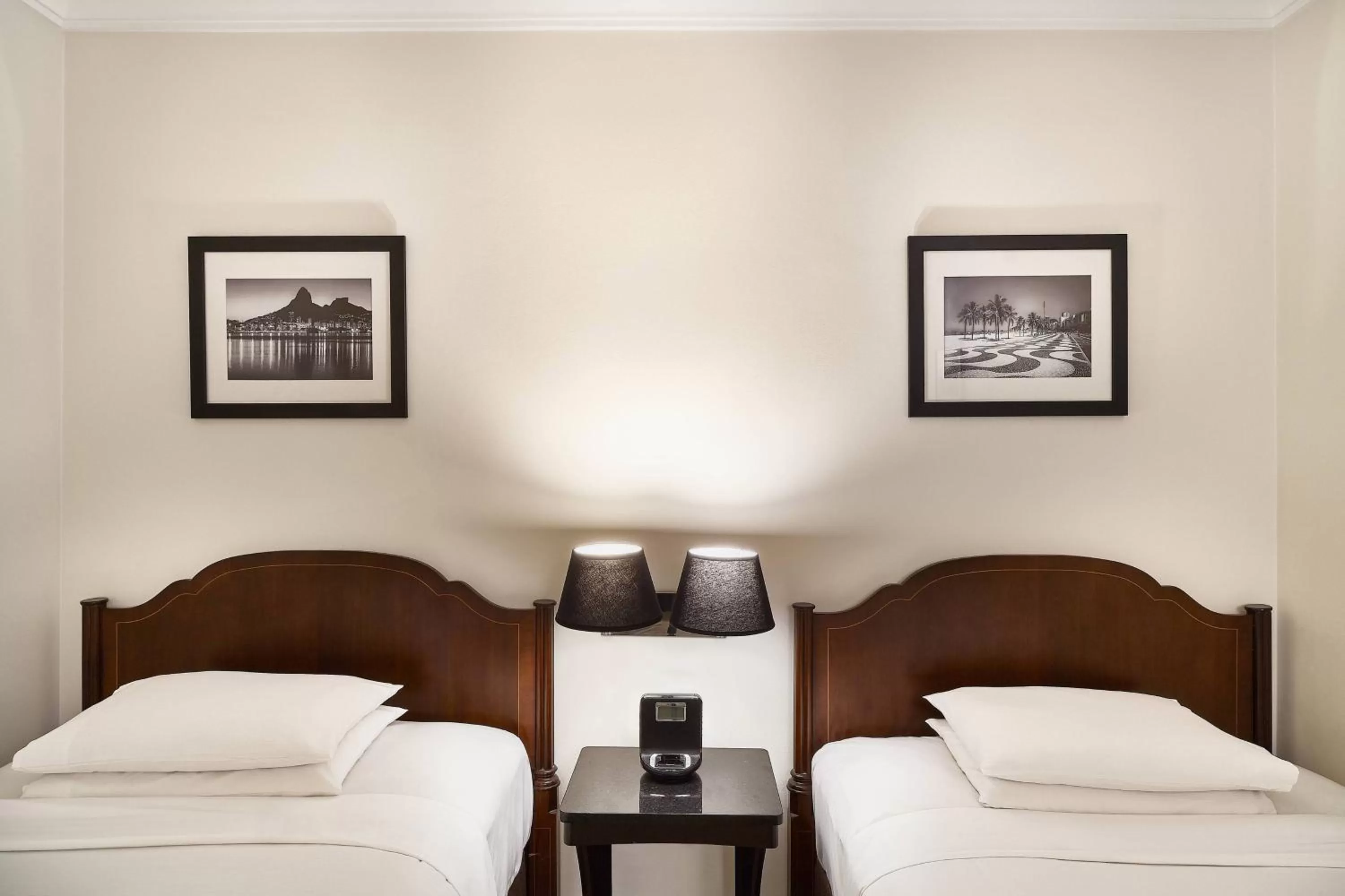 Photo of the whole room, Bed in JW Marriott Rio de Janeiro