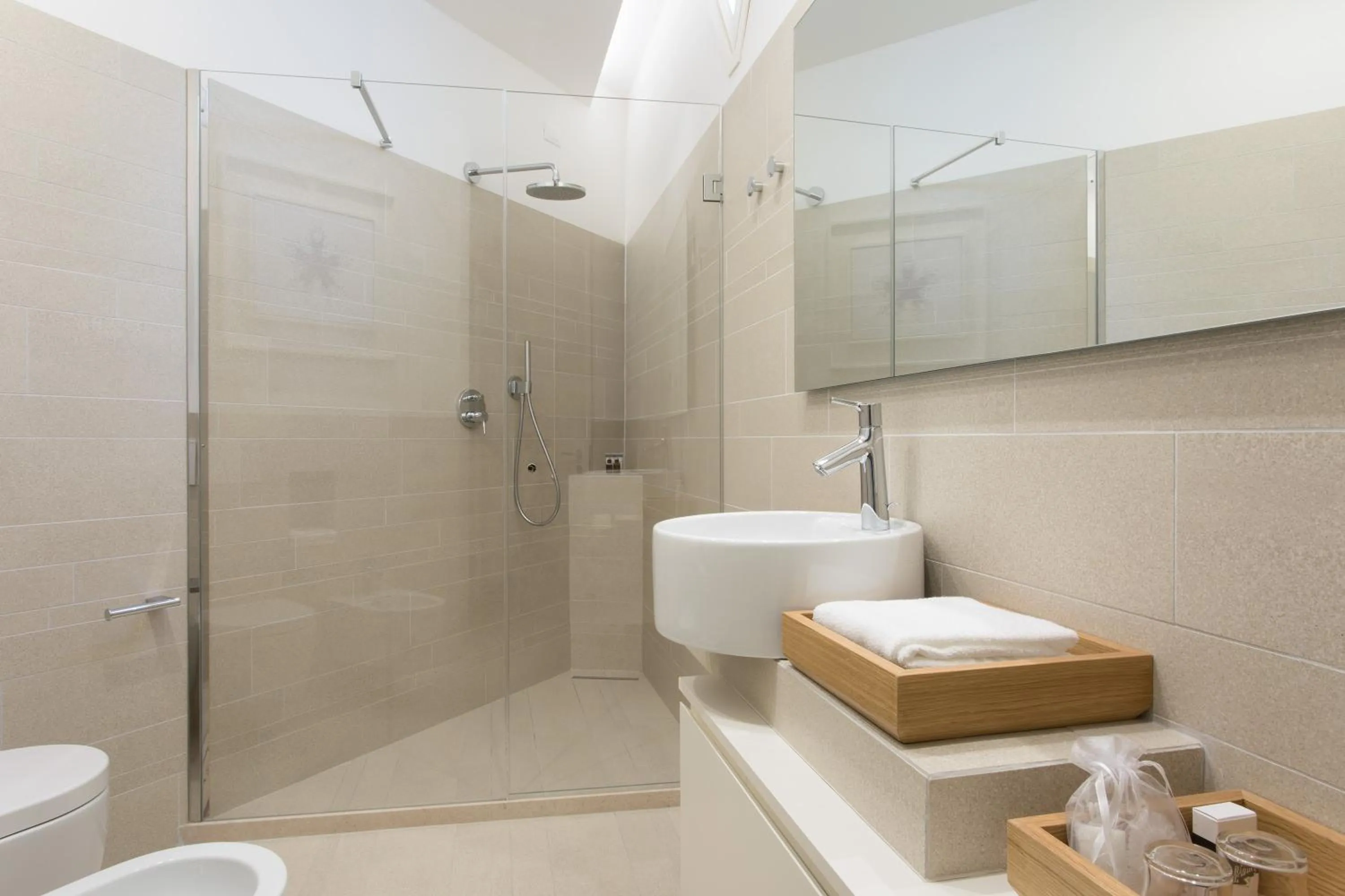 Shower in Hotel Cavalieri Palace & Suites