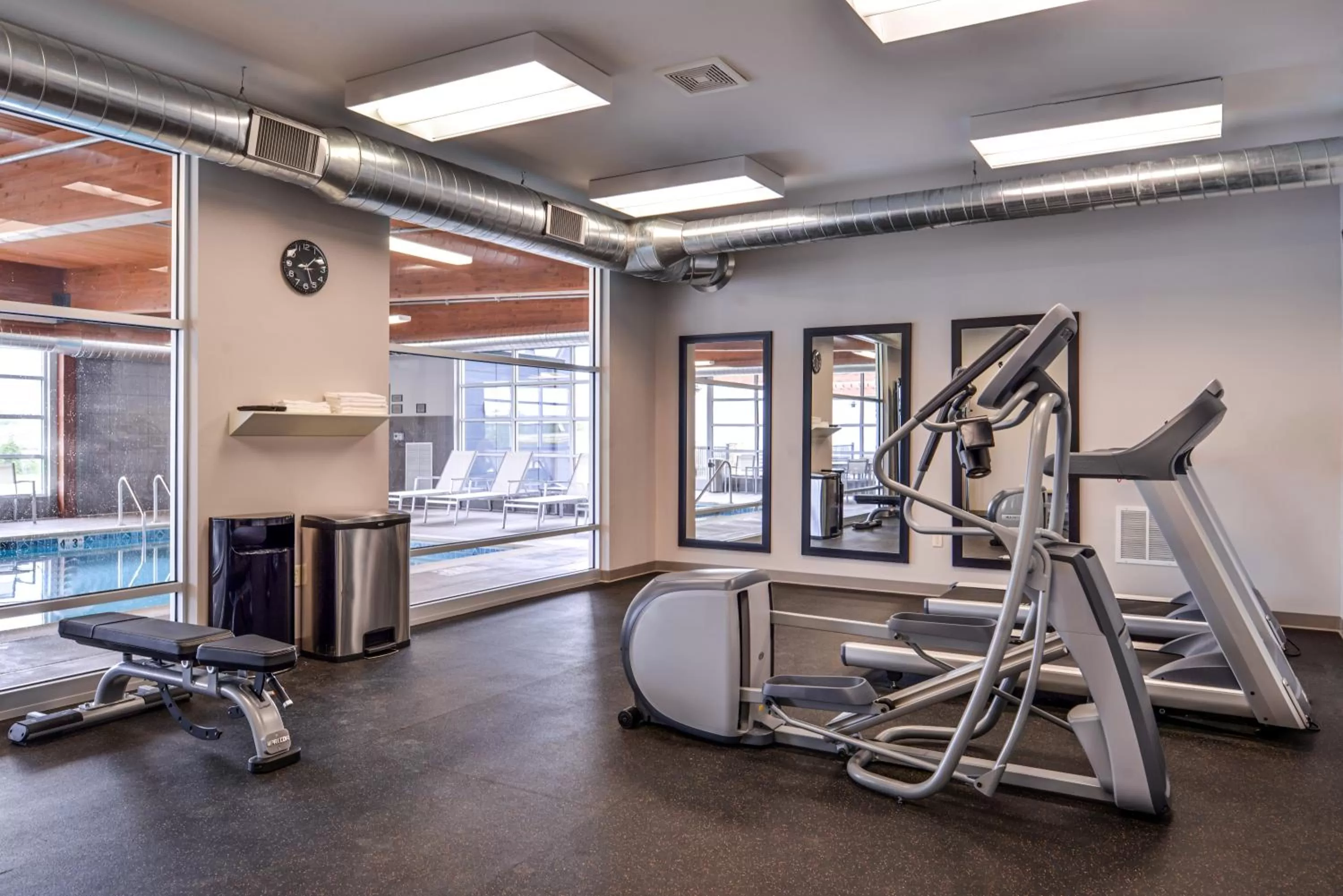 Fitness centre/facilities in Country Inn & Suites by Radisson, Ft Atkinson, WI