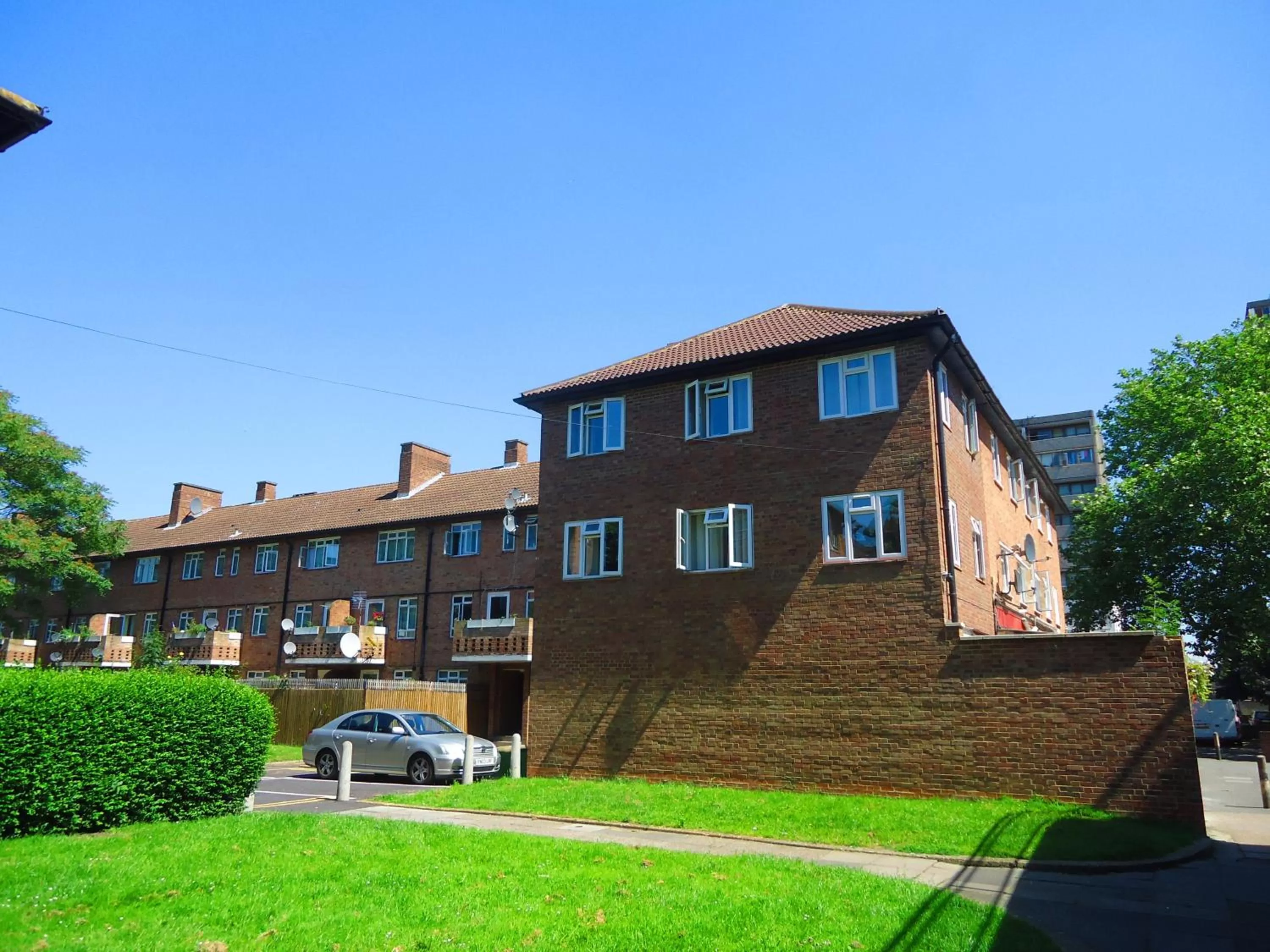Area and facilities in Hour Glass Hotel