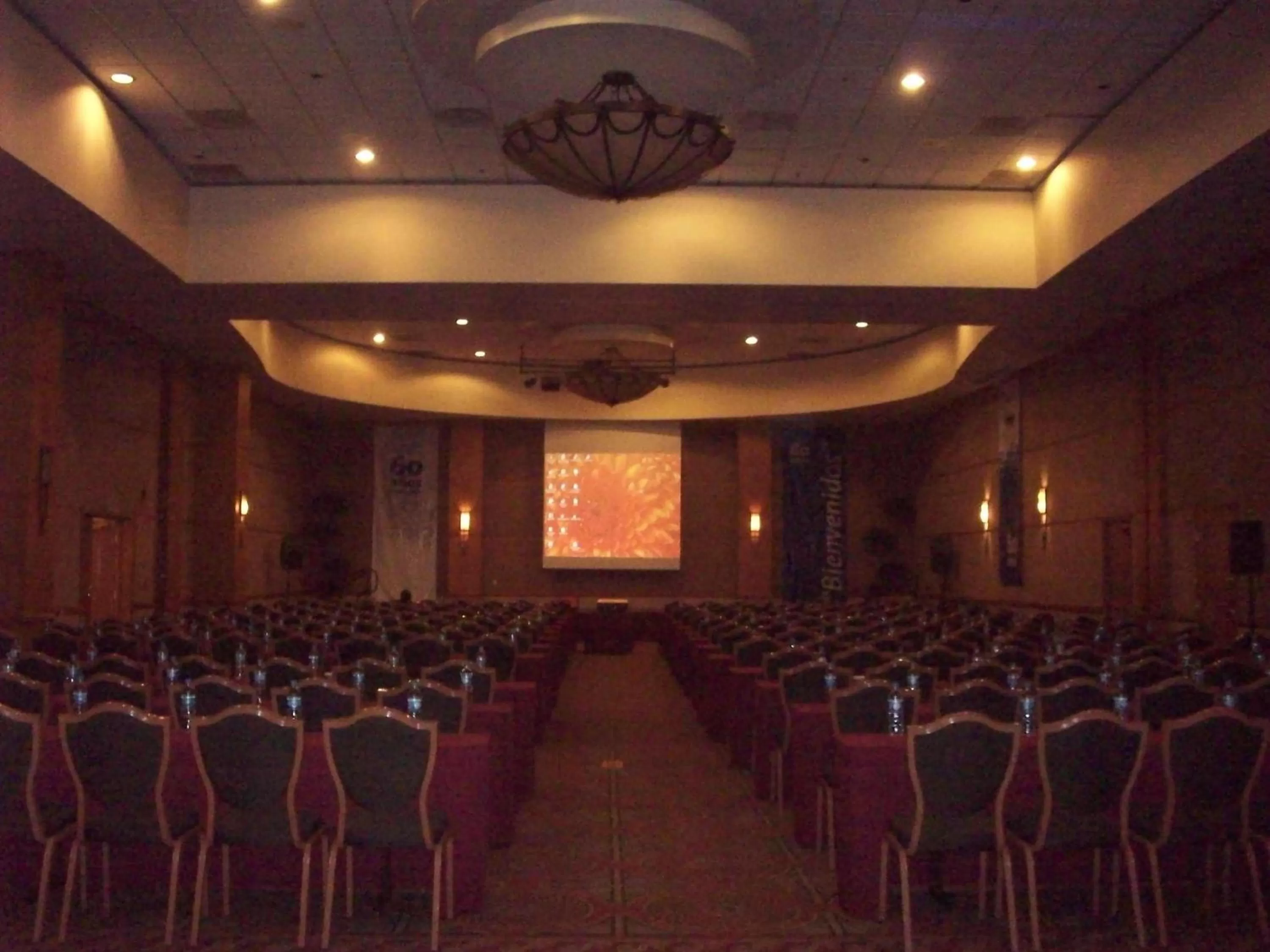 Meeting/conference room in Crowne Plaza Torreon by IHG