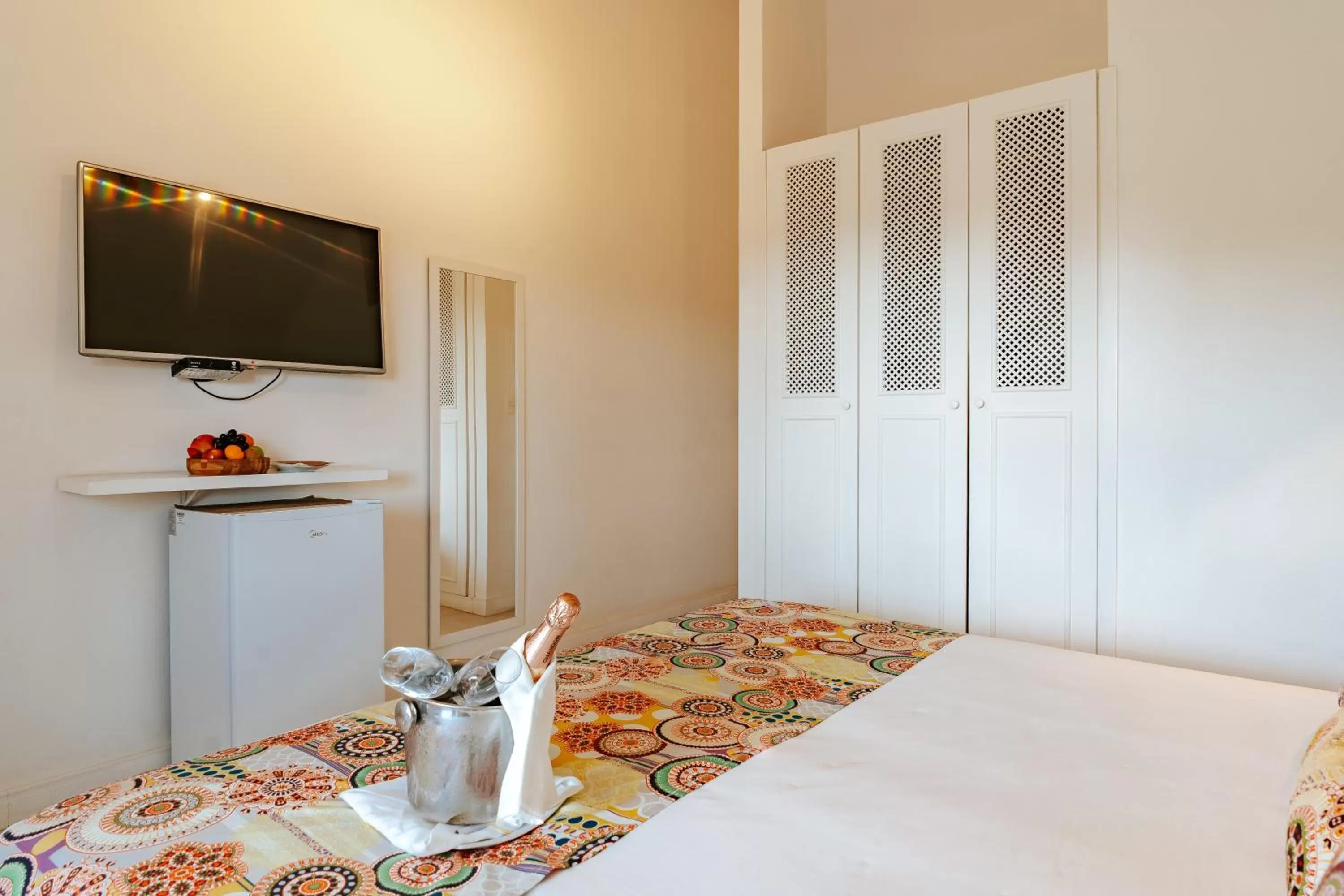 Bed in Jubarte Hotel by Insólito