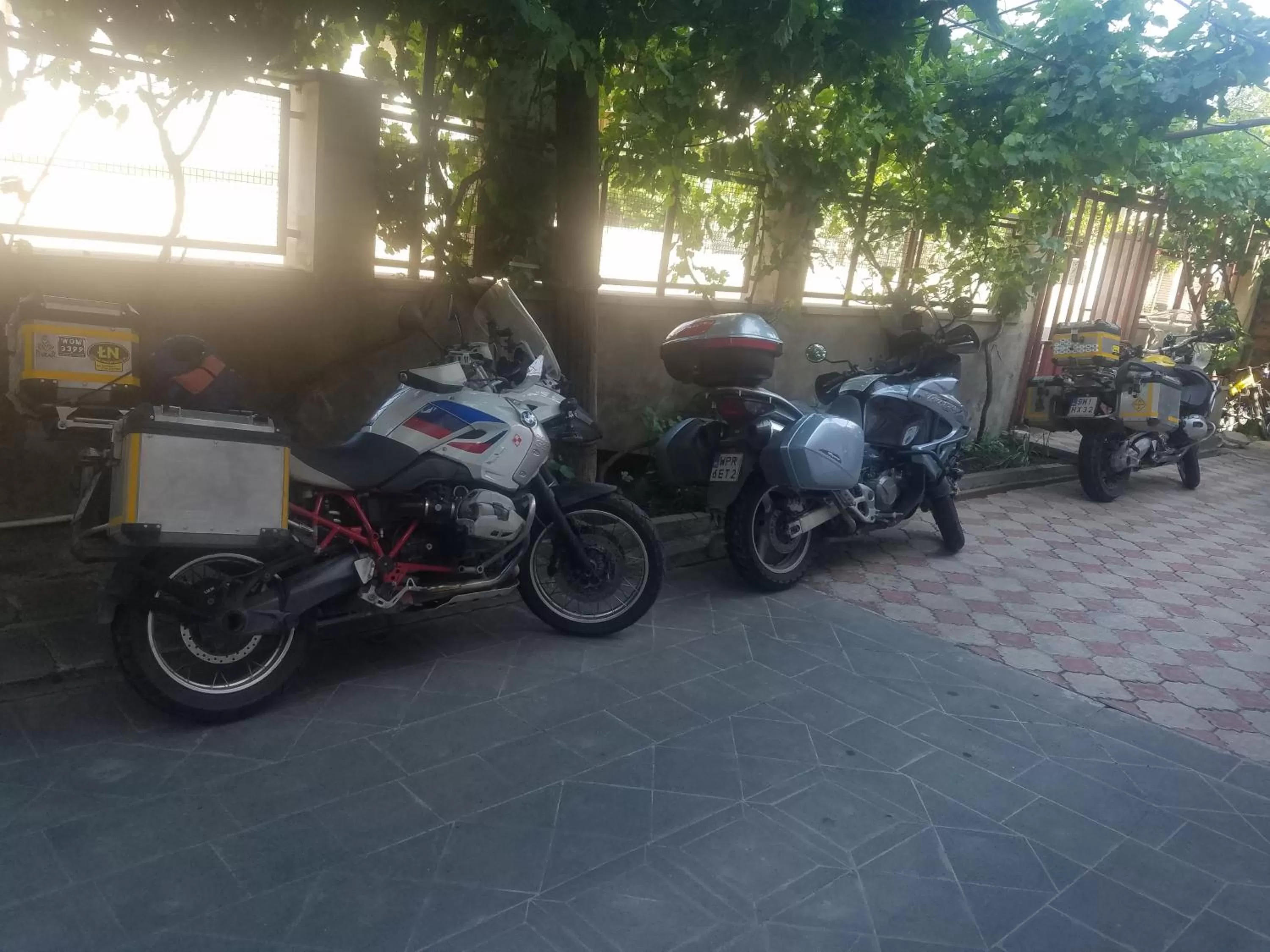 Parking in Karine B&B