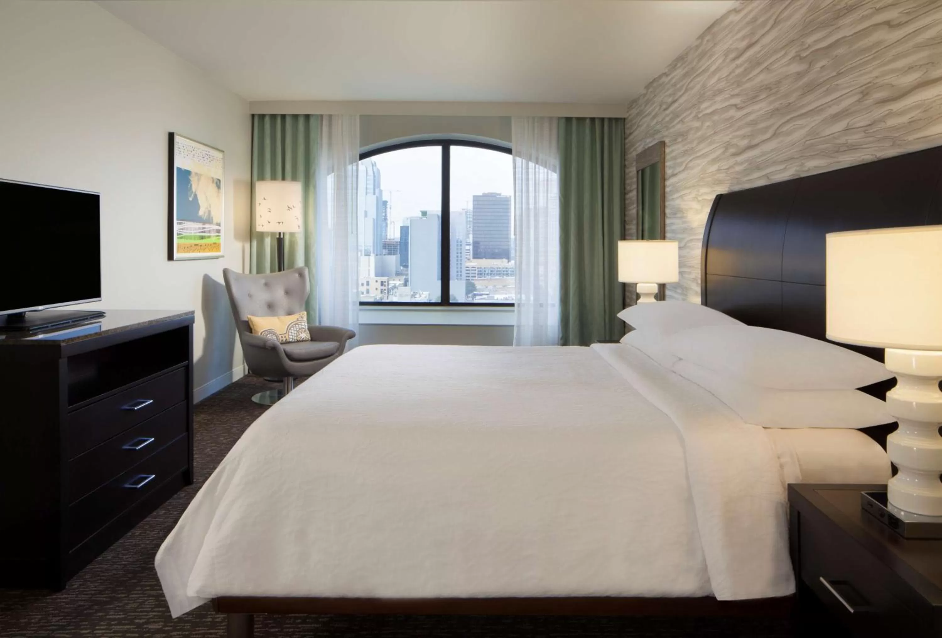 Bedroom, Bed in Hilton Garden Inn Austin Downtown