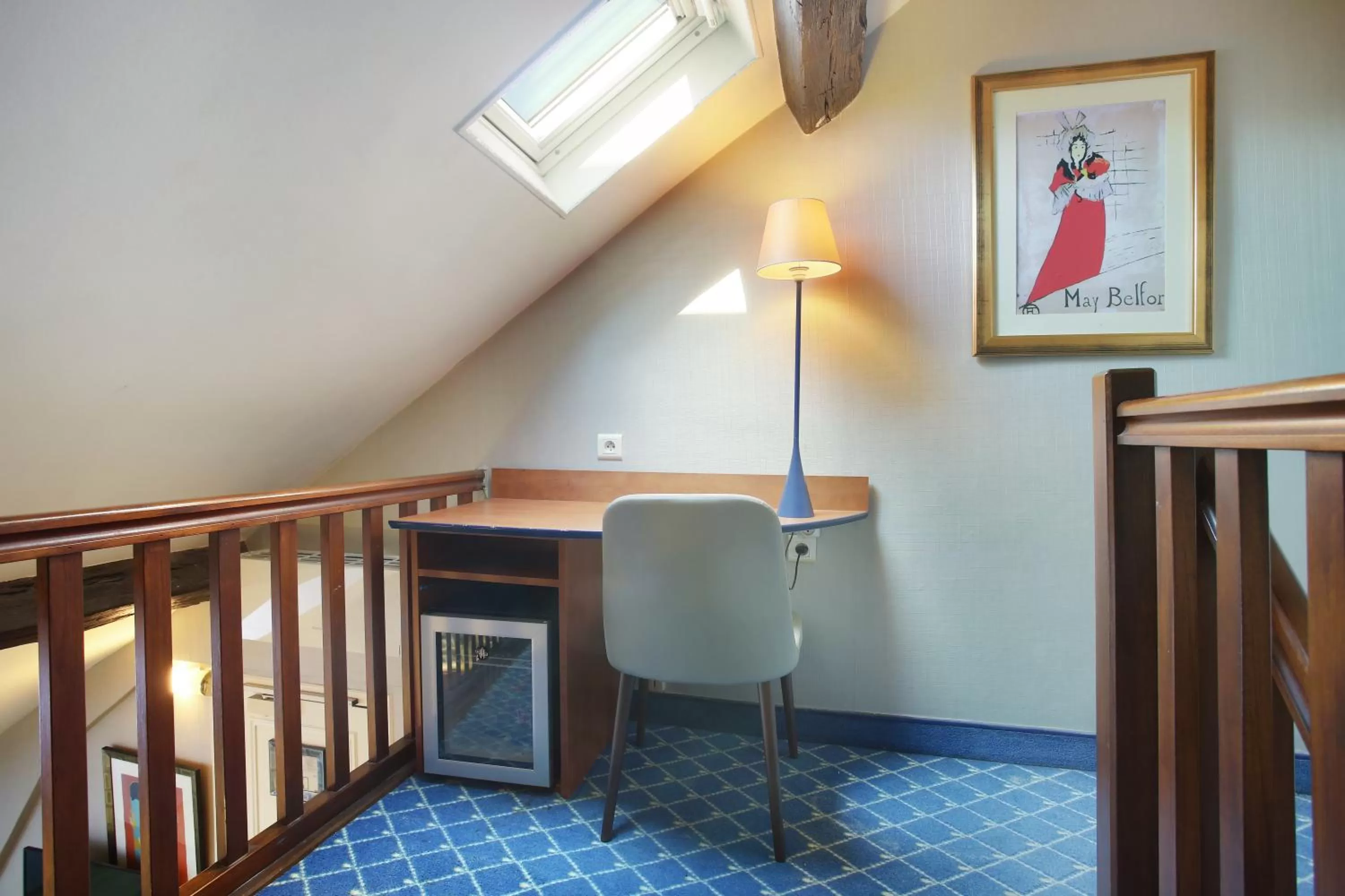 Seating area in Hotel Lautrec Opera