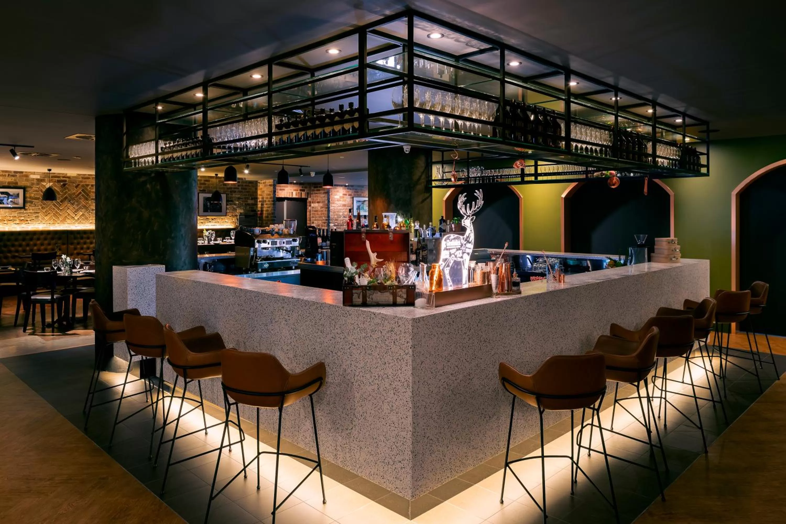 Lounge or bar in Mercure Sydney