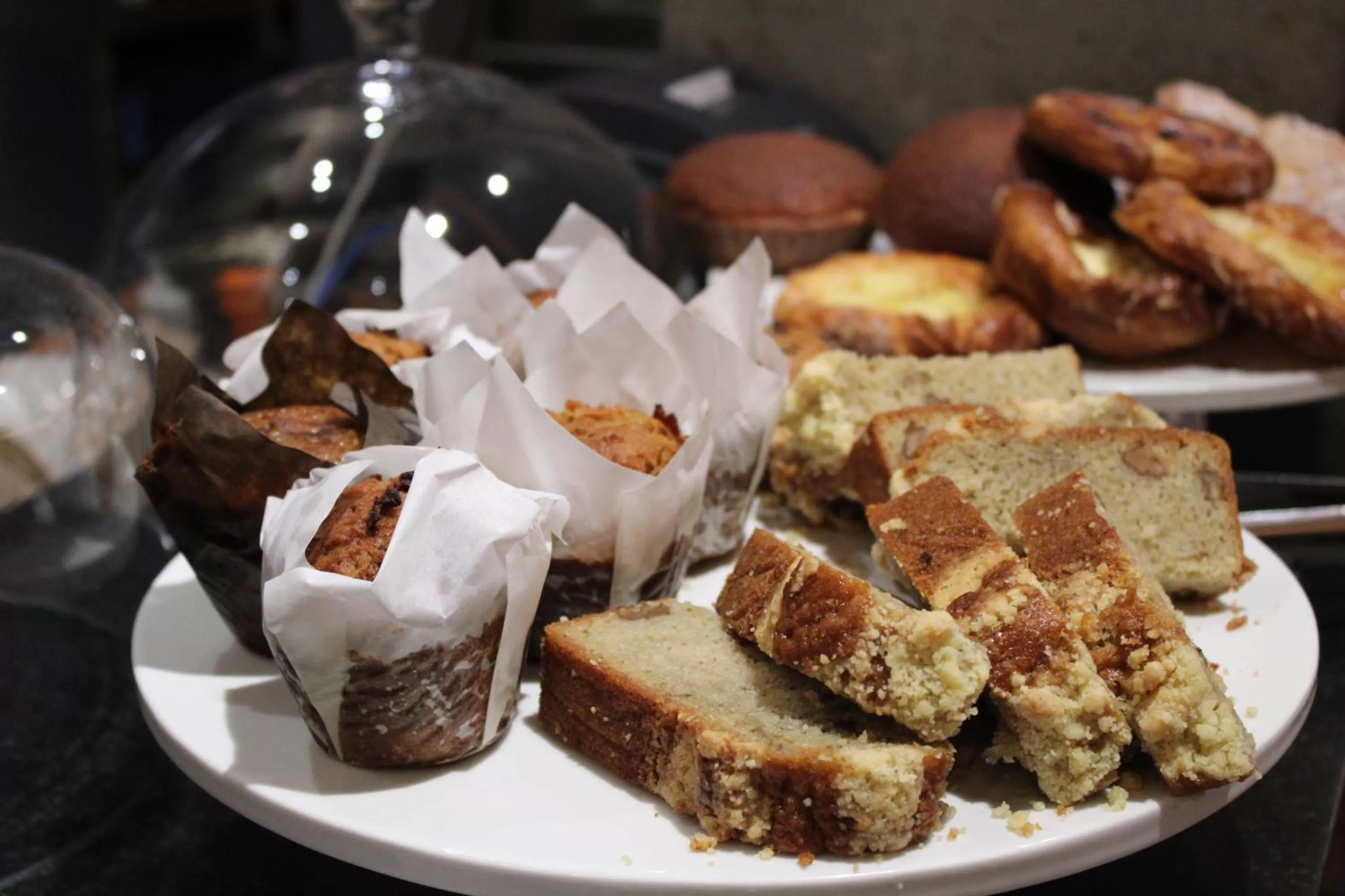 Breakfast in Hilton San Francisco Airport Bayfront - No Resort Fee