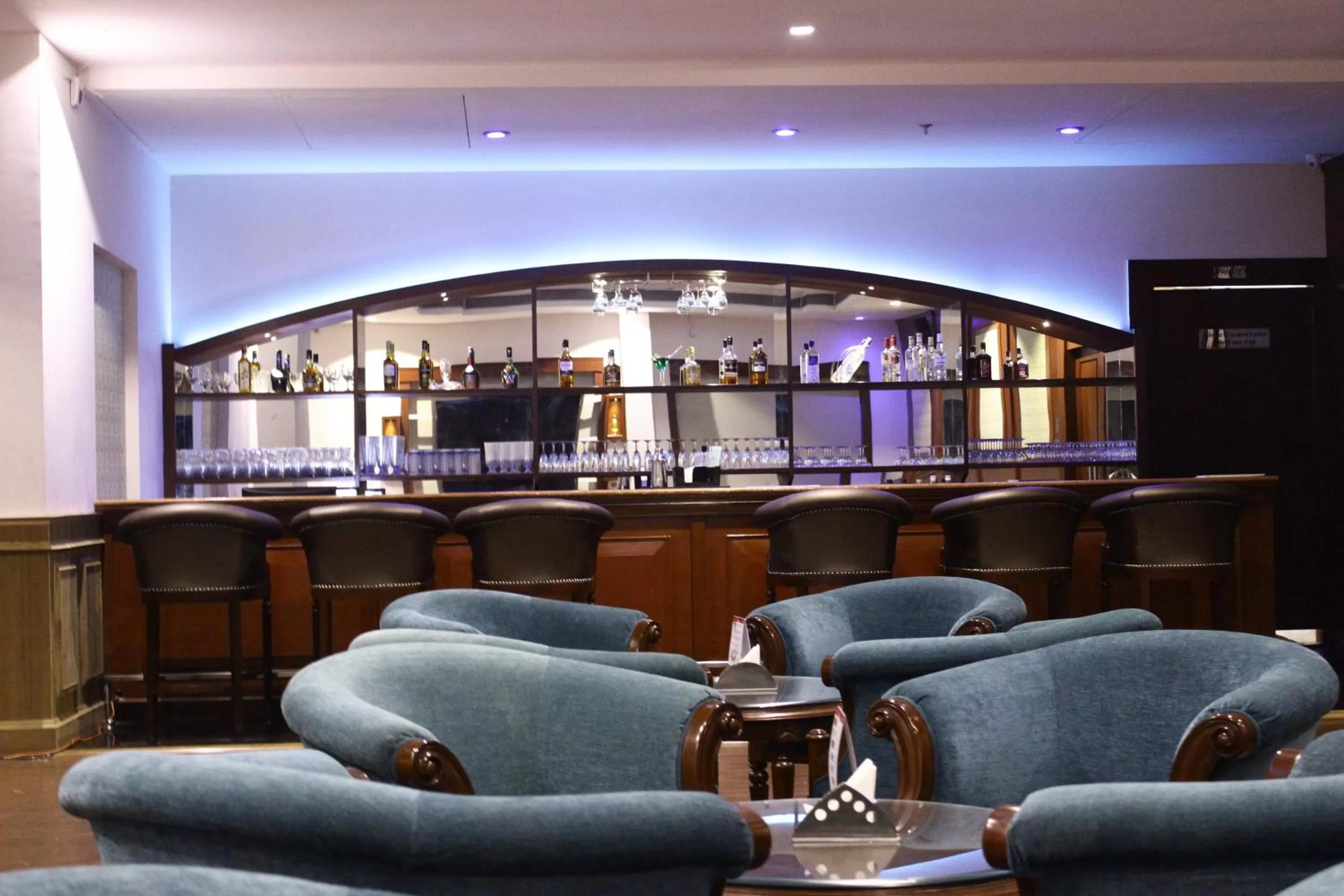 Lounge or bar in Ramada Jamshedpur Bistupur