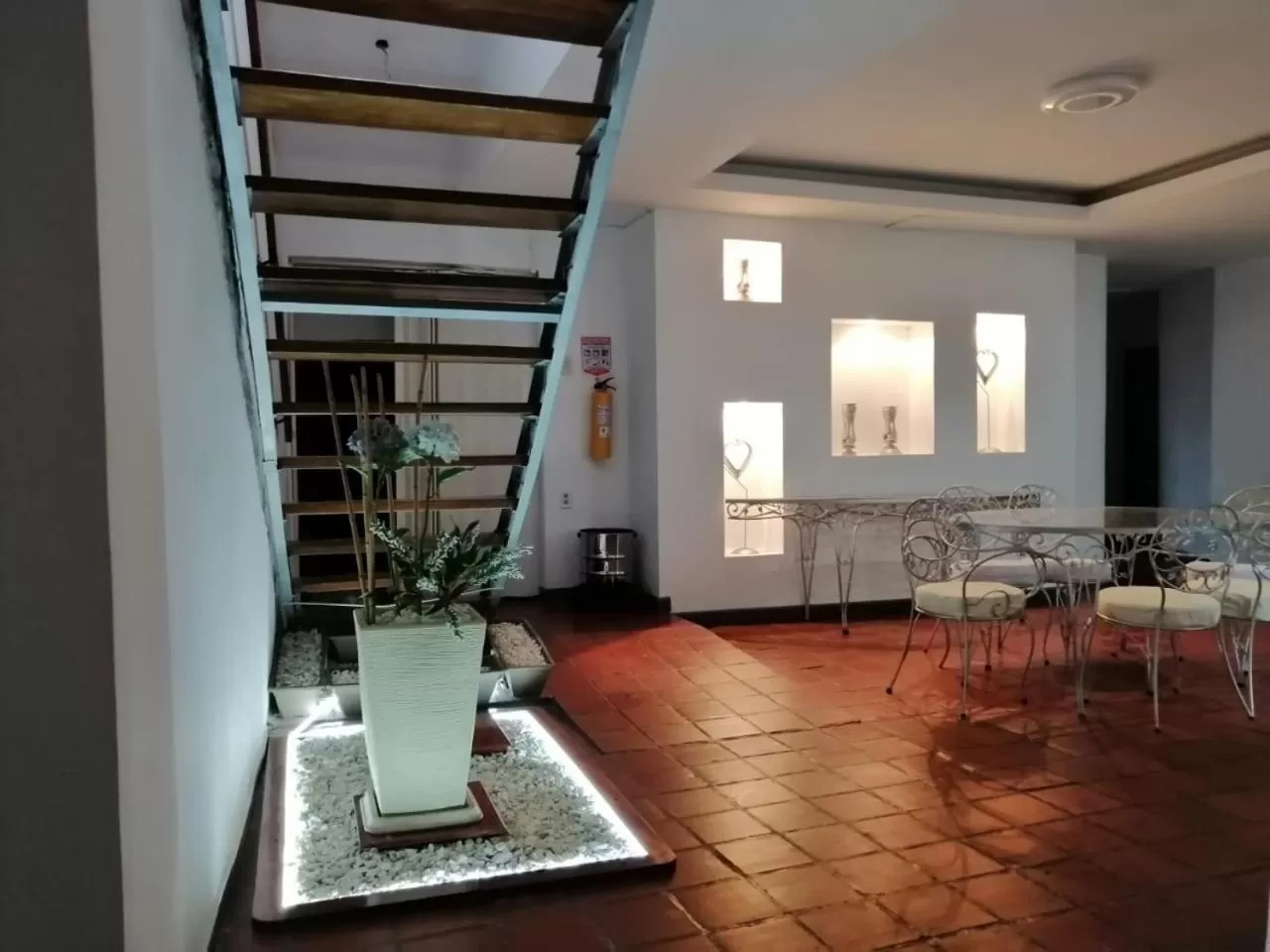 Seating area in Hotel 42 Avenida