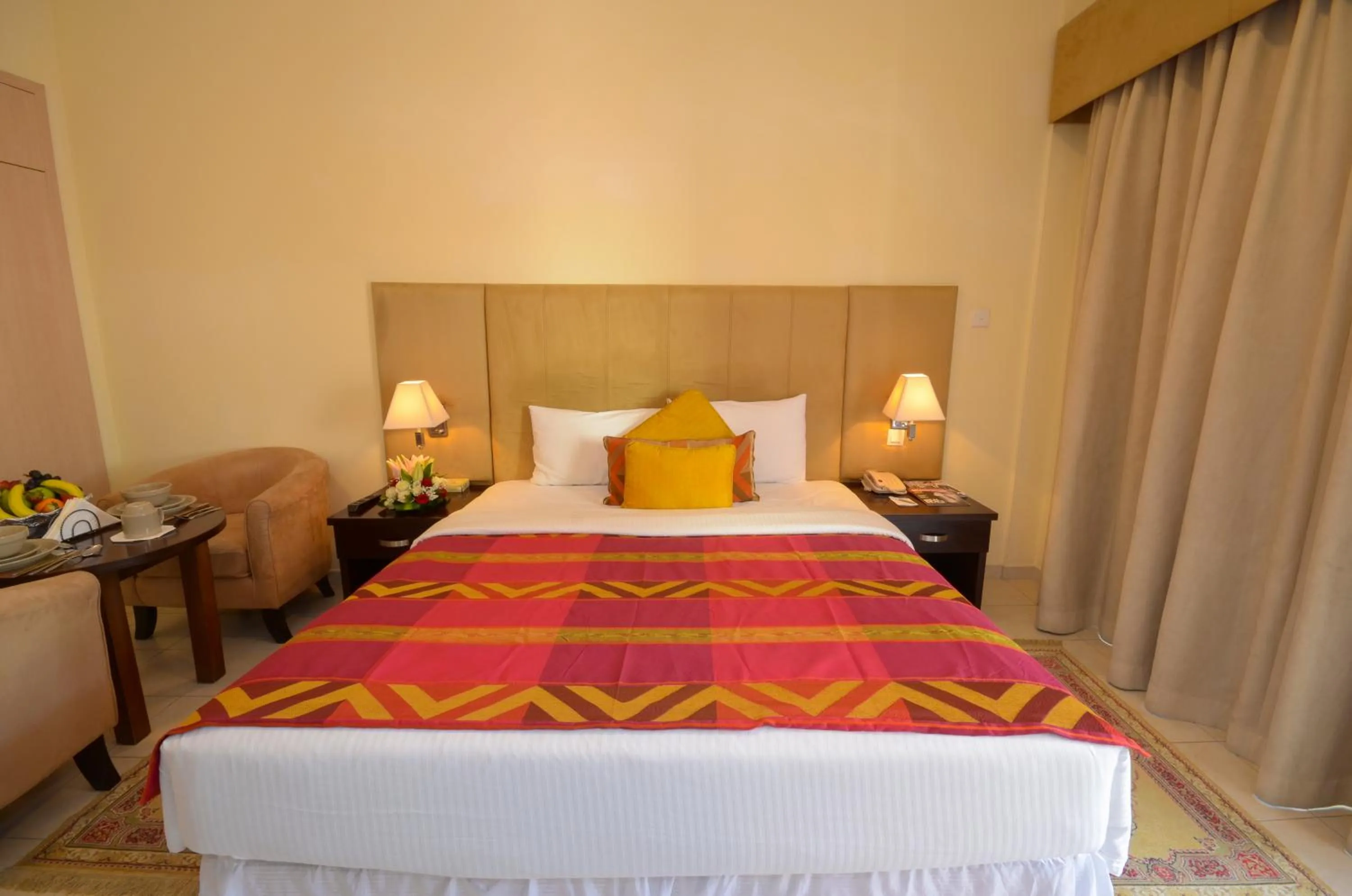 Bedroom, Bed in Parkside Hotel Apartment