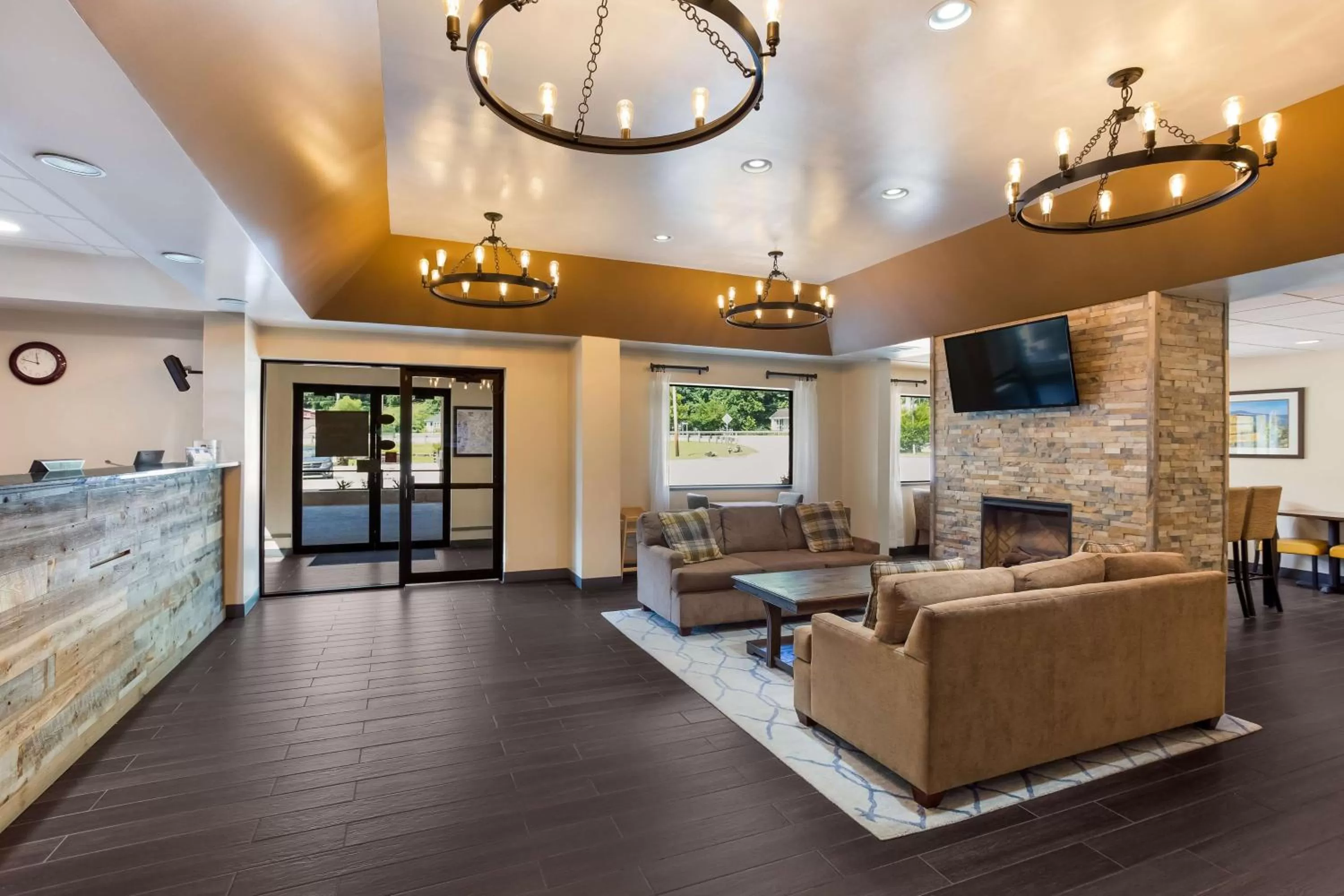 Lobby or reception in Best Western Logan Inn
