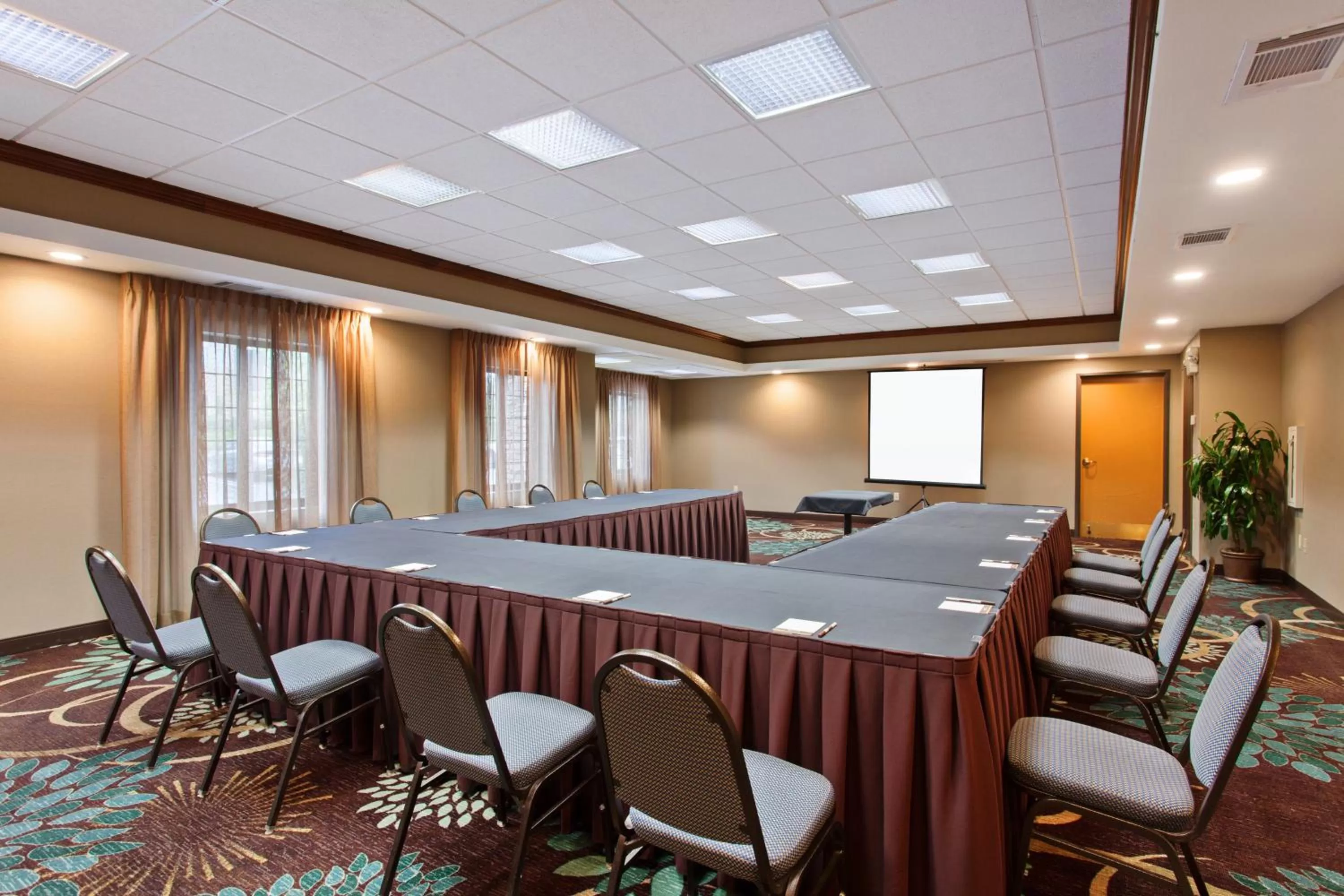 Meeting/conference room in Staybridge Suites Irvine East/Lake Forest by IHG