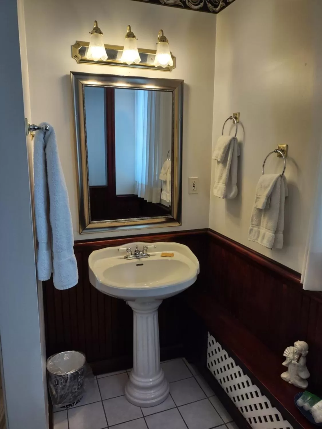 towels in The King George Inn