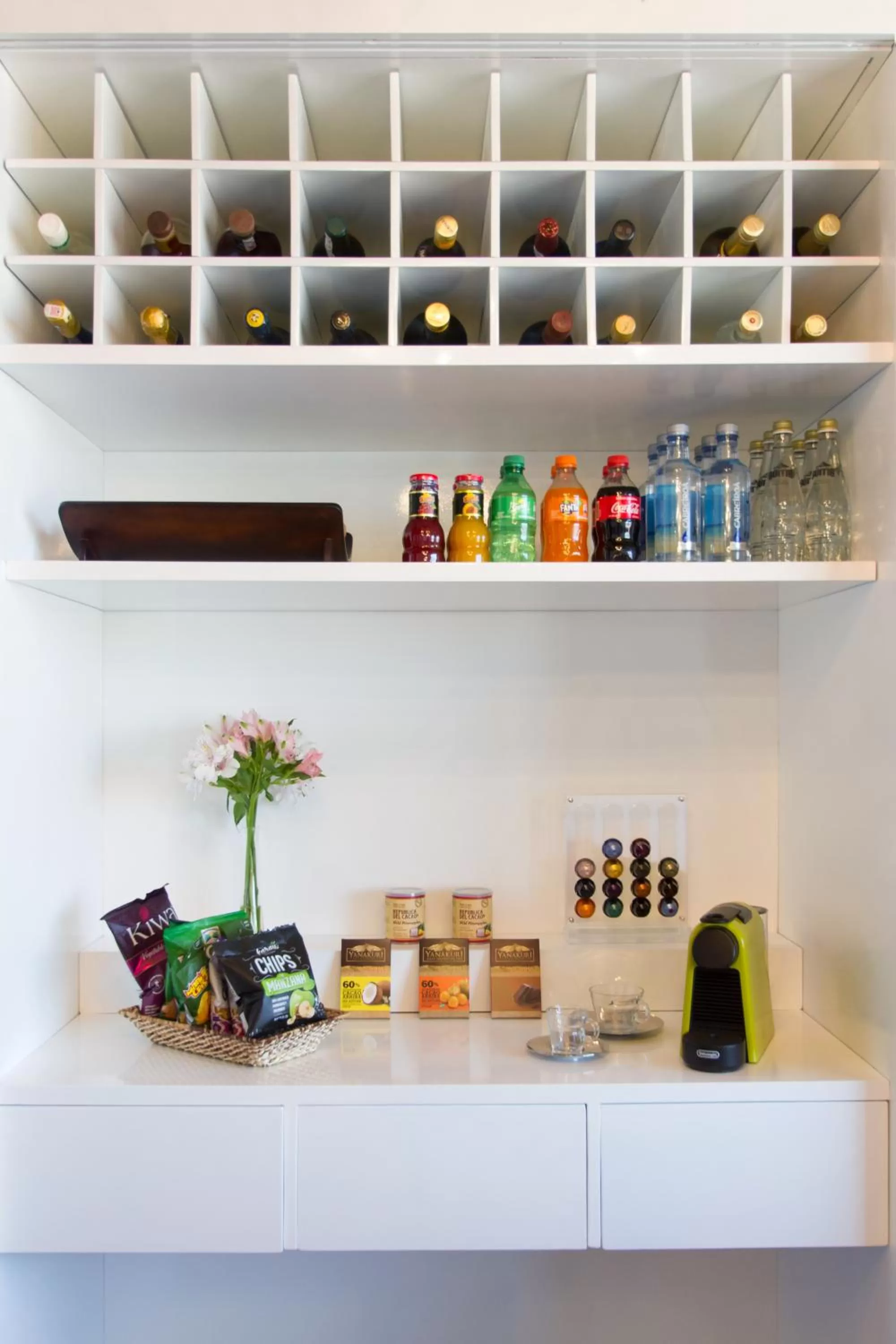 Coffee/tea facilities in Penthouse Lodge B&B