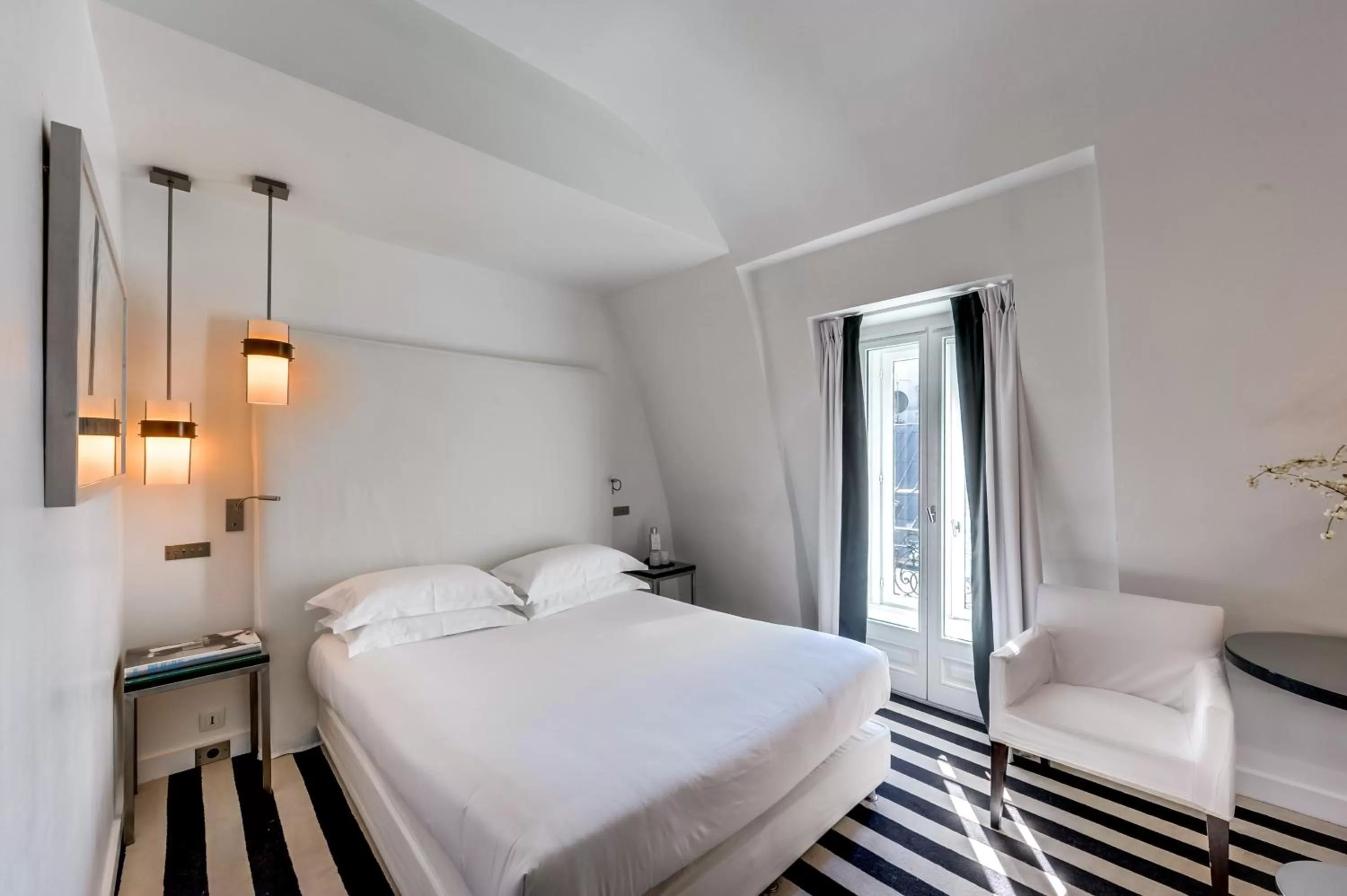 Bedroom, Bed in Le A