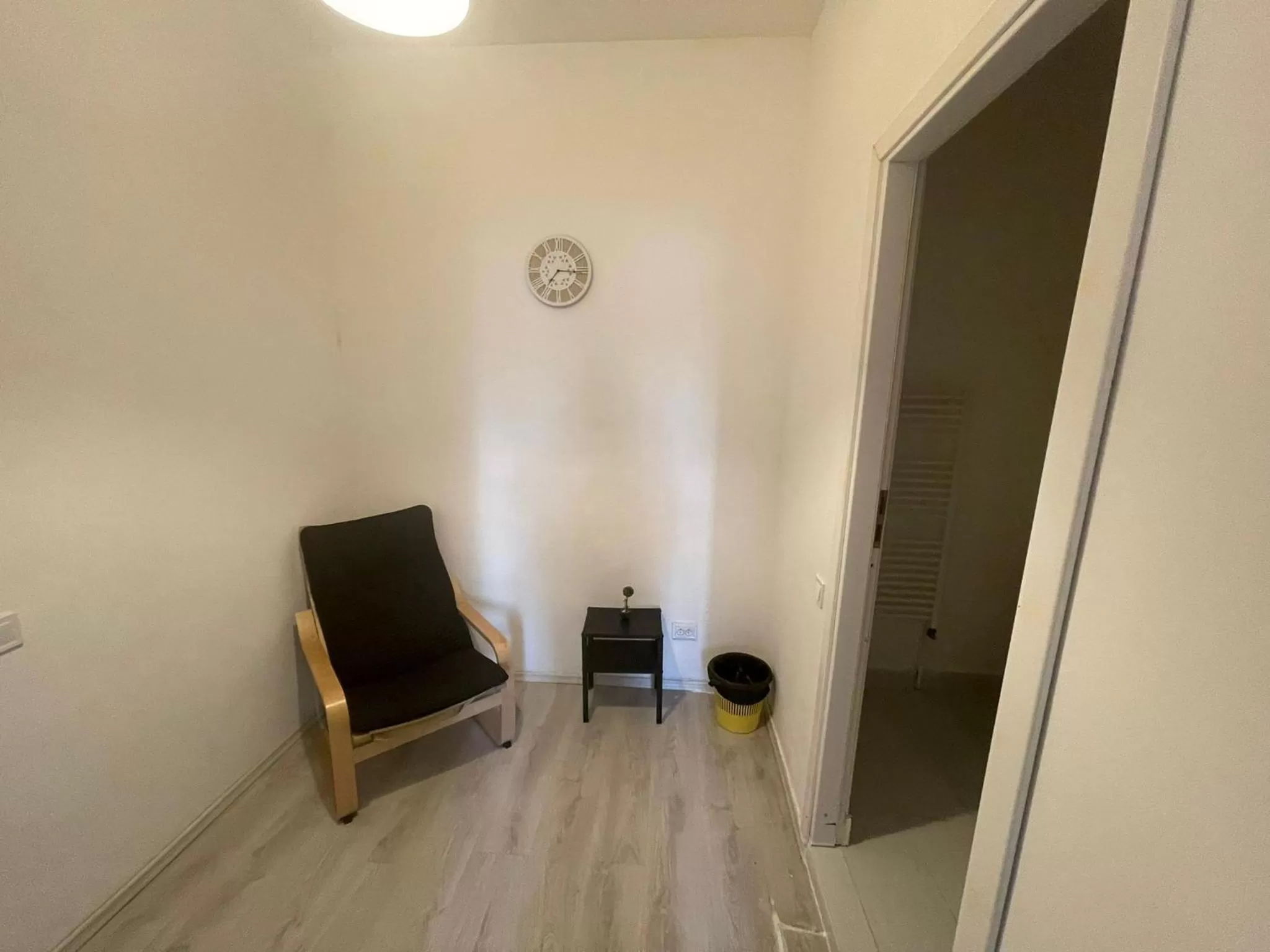 TV/Entertainment Center in The Floor Piata Unirii