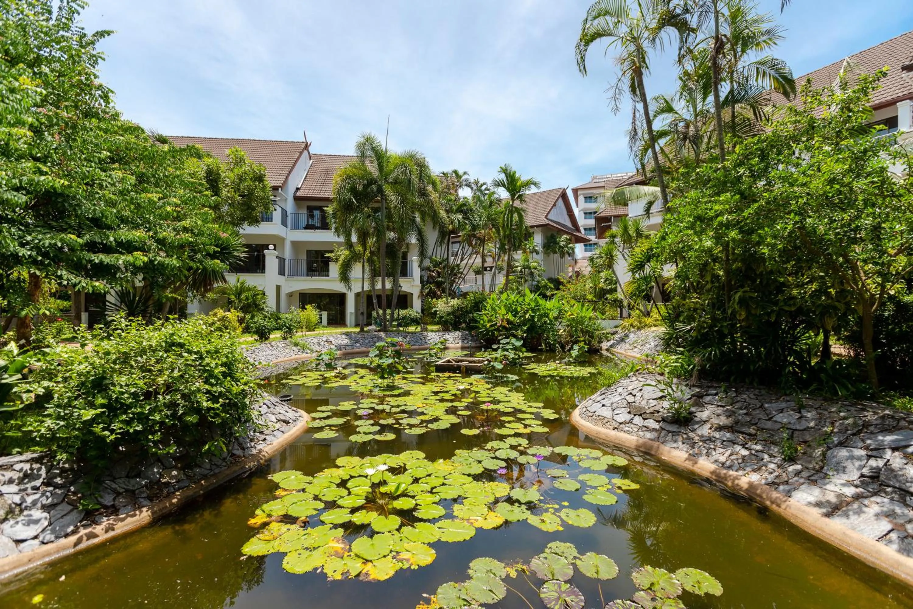 Property building in Pinnacle Grand Jomtien Resort and Beach Club