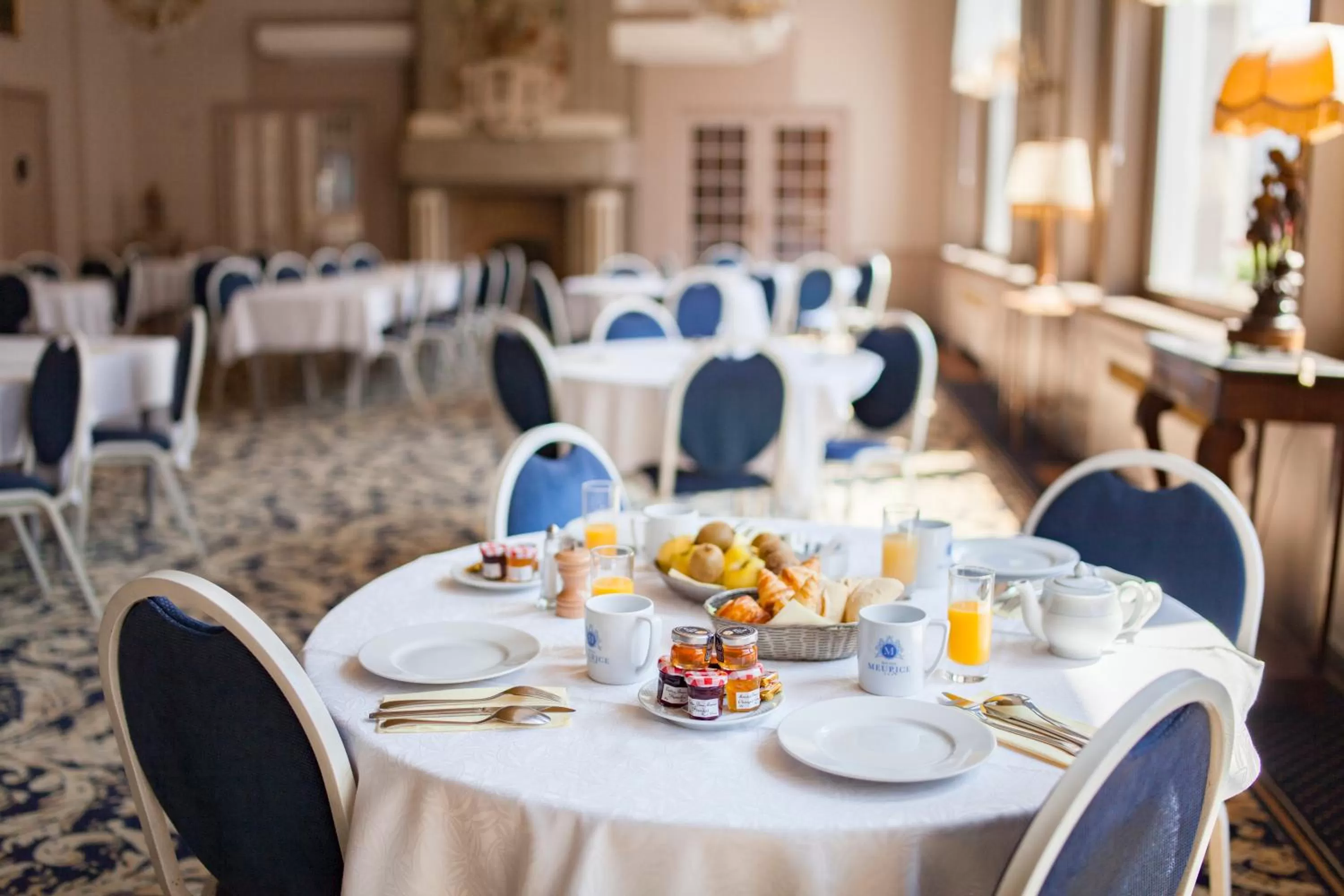 Buffet breakfast in Hotel Meurice