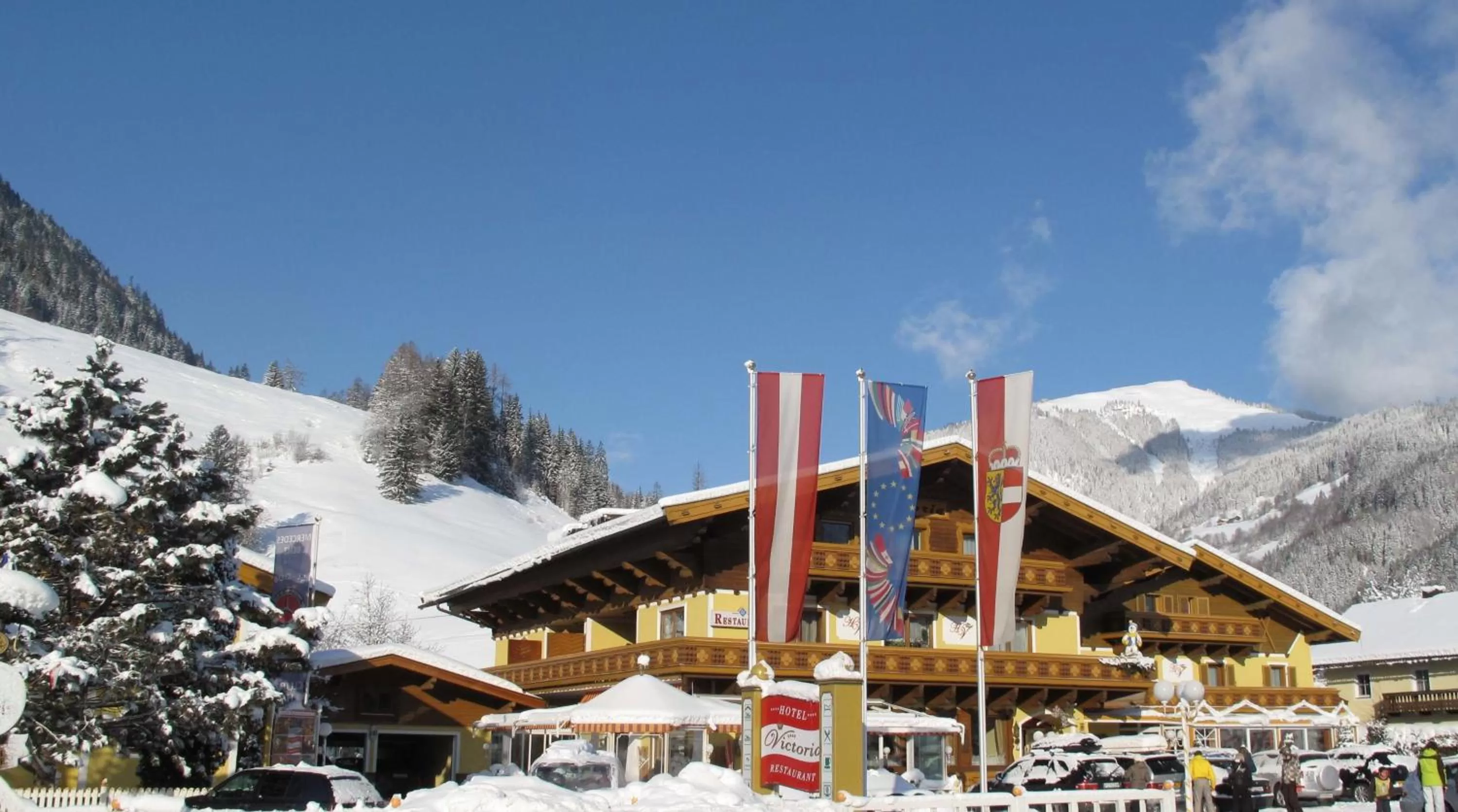 Facade/entrance in Hotel Victoria