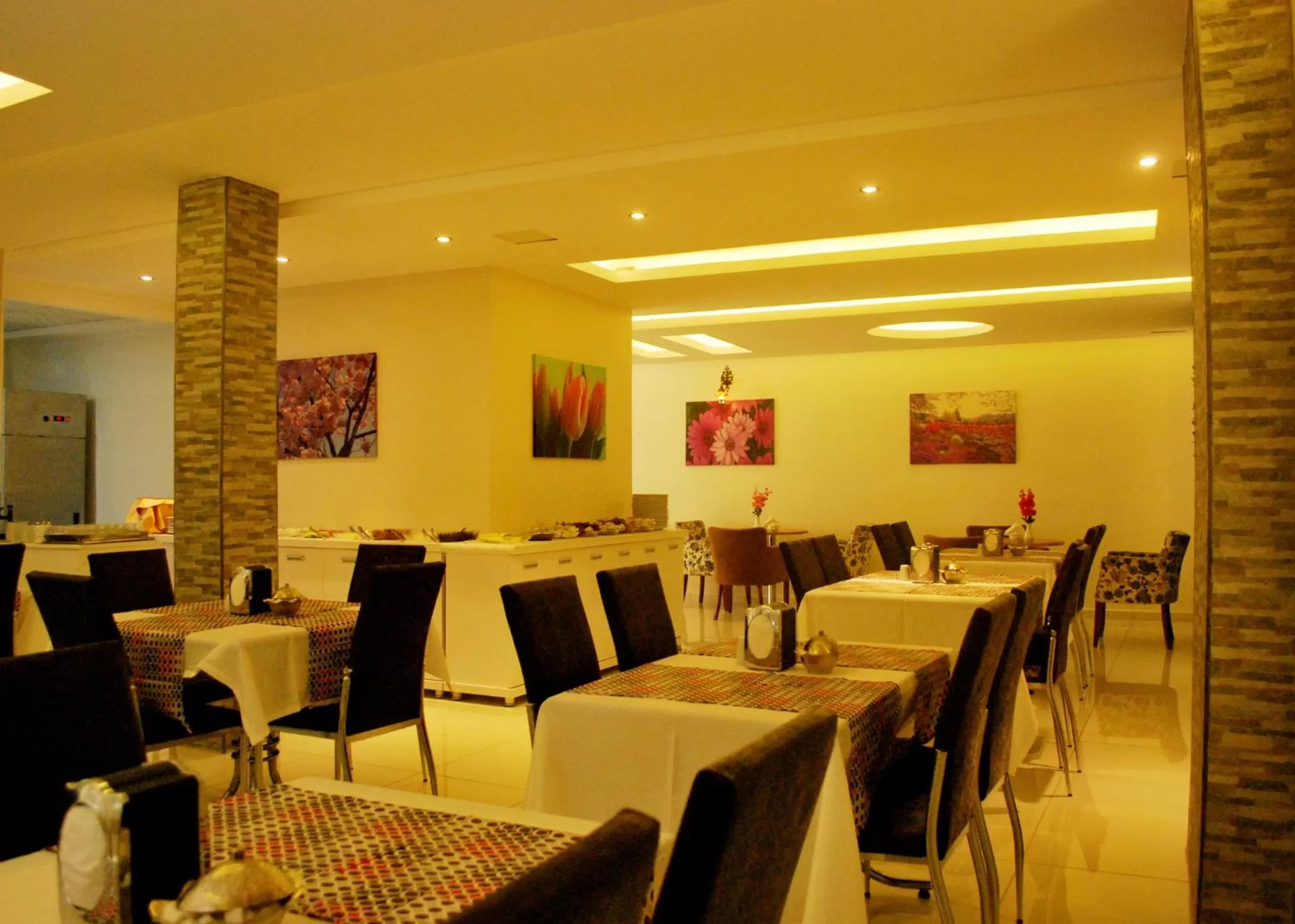 Restaurant/places to eat in Köprücü Hotel