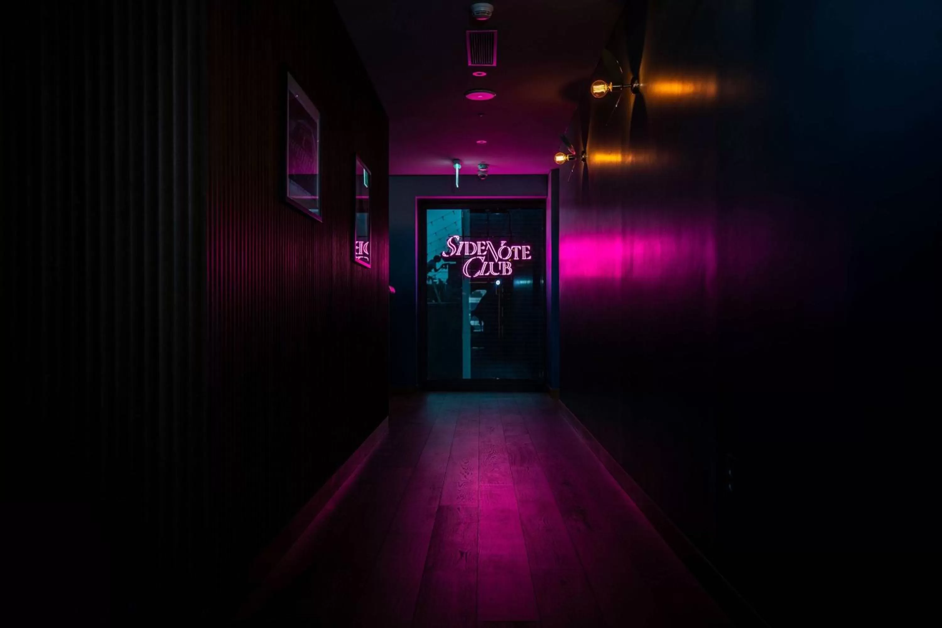 Restaurant/places to eat in RYSE, Autograph Collection