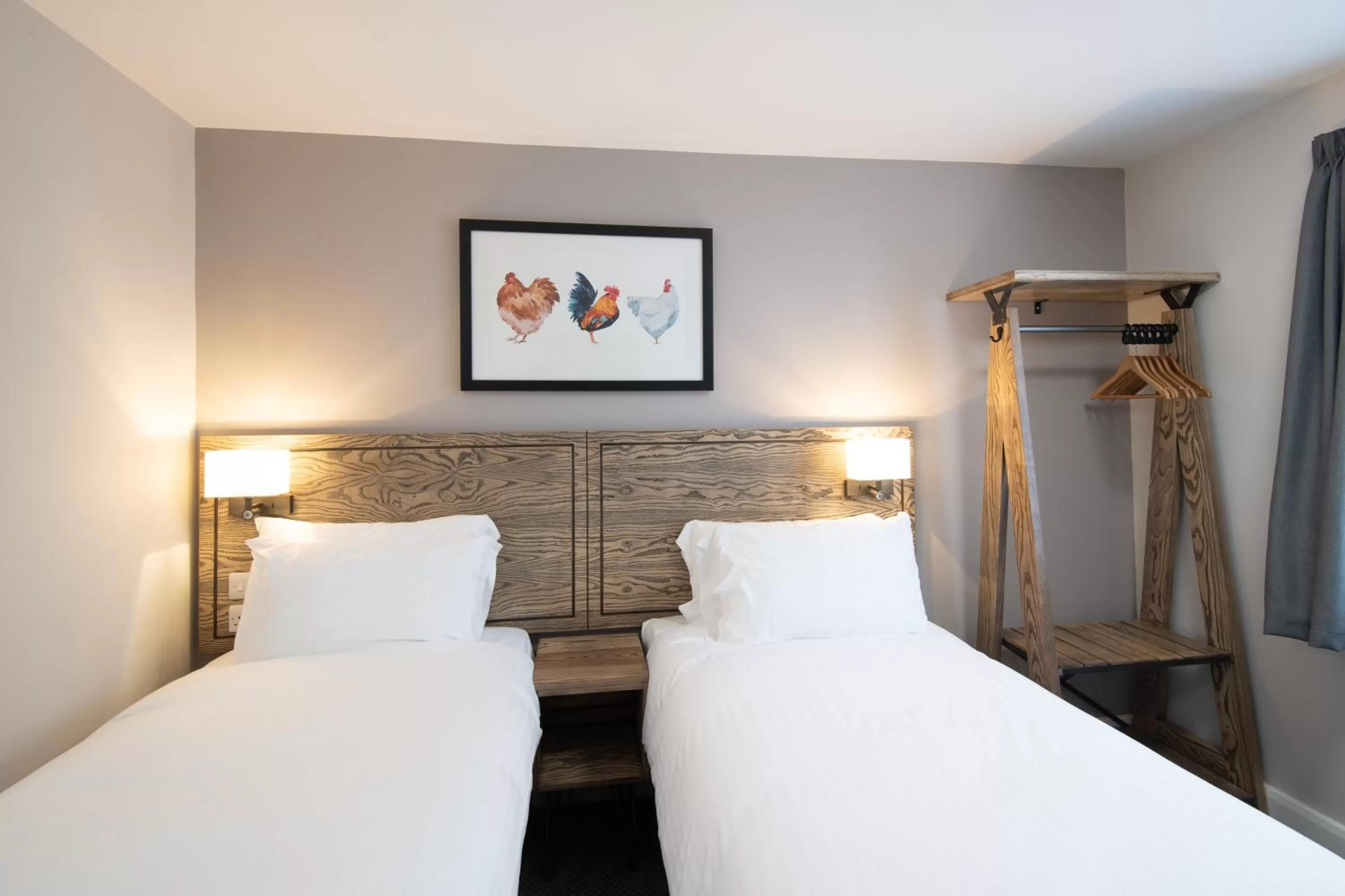 Bedroom, Bed in Paisley Pear, Brackley by Marston's Inns