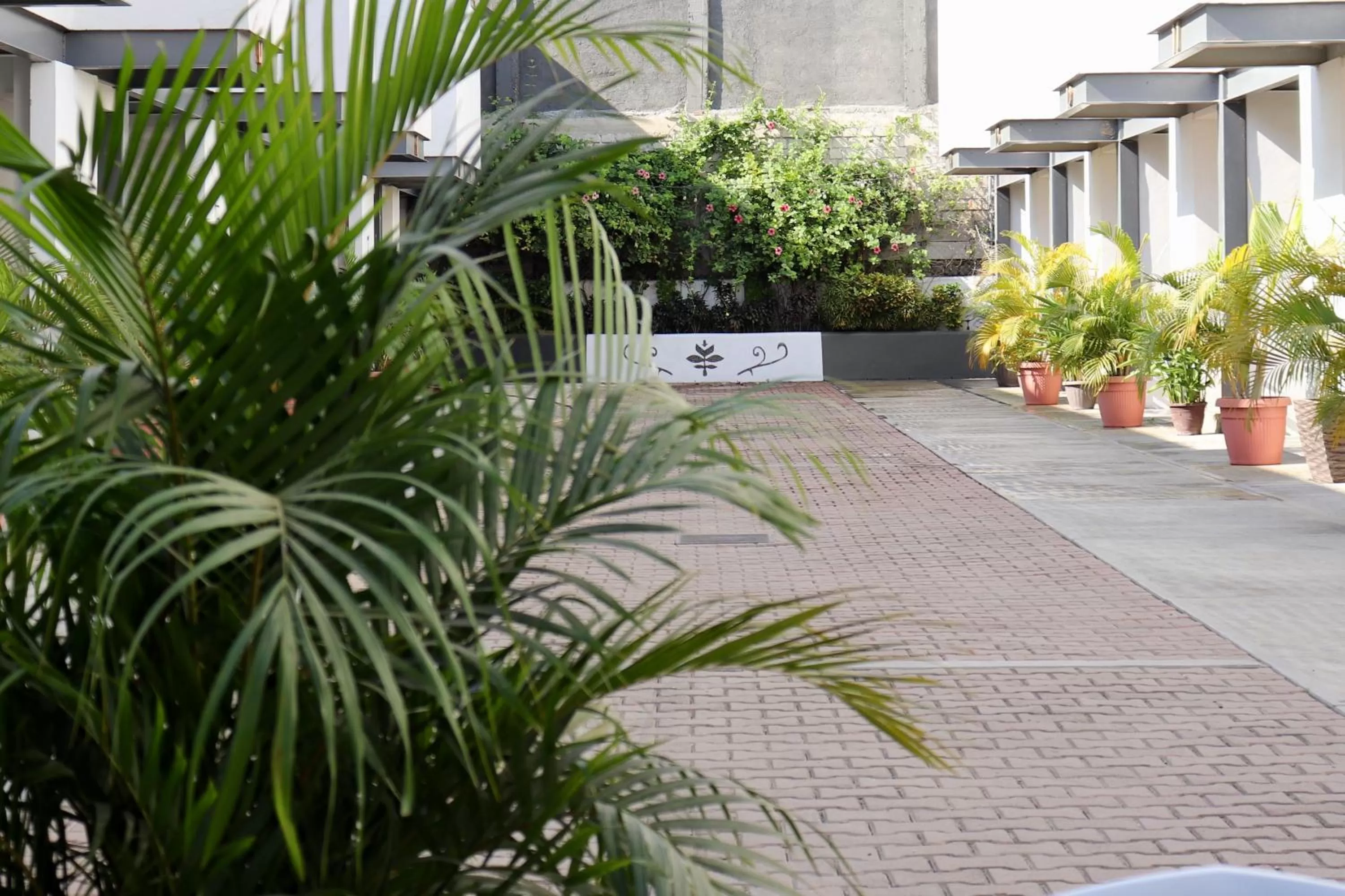 Property building in Hotel Samanu