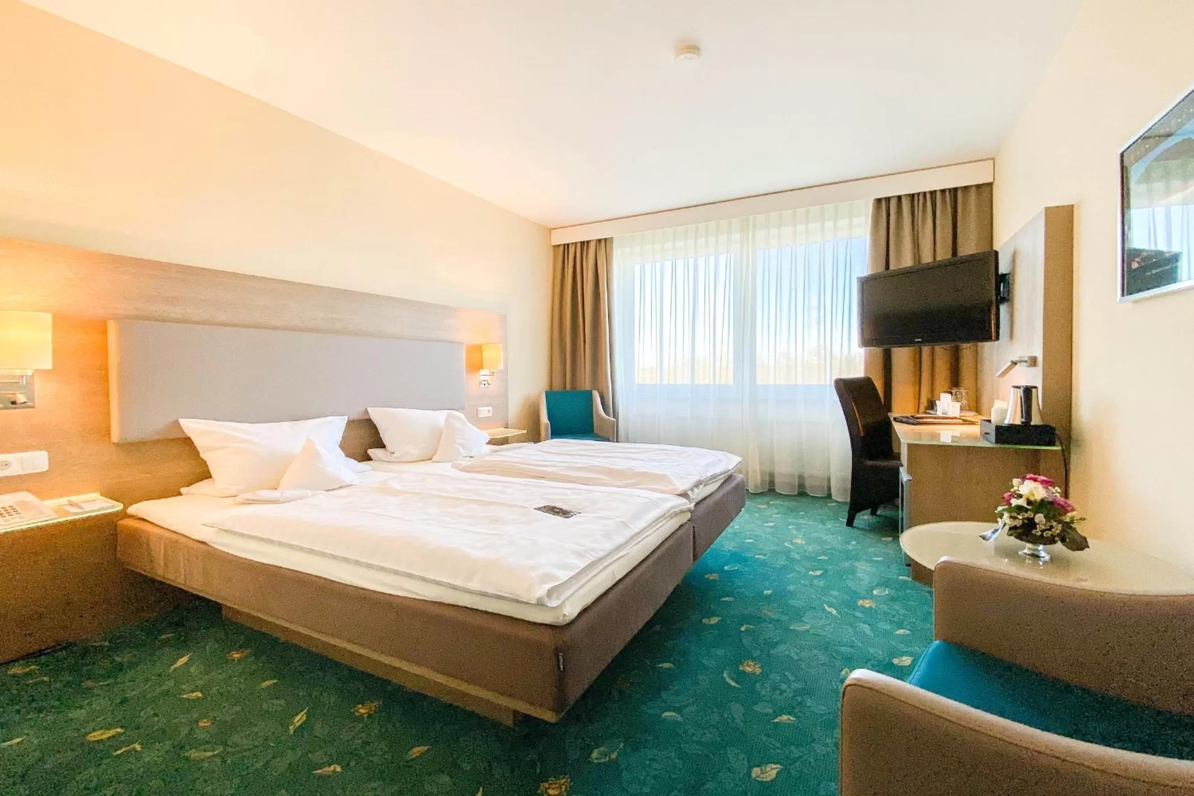 Photo of the whole room in Hotel-Restaurant Vier Linden