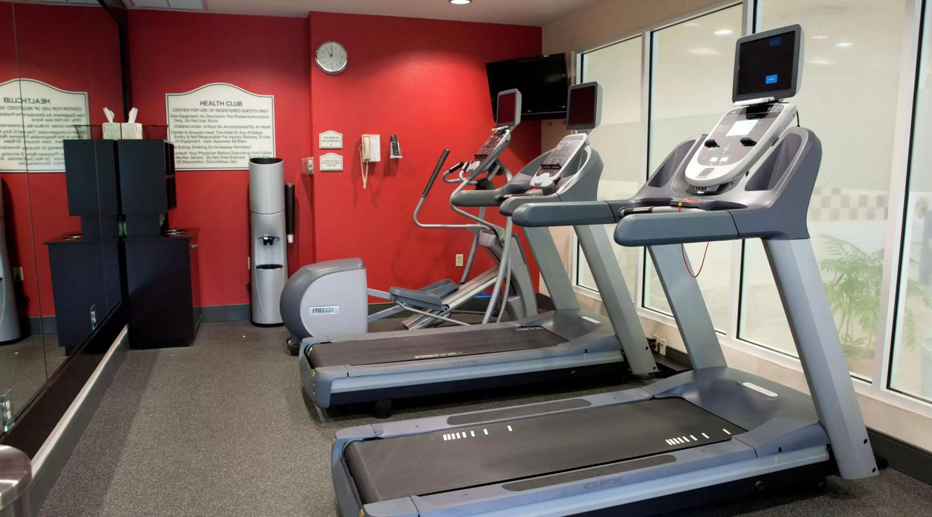 Fitness centre/facilities in Hilton Garden Inn Secaucus/Meadowlands