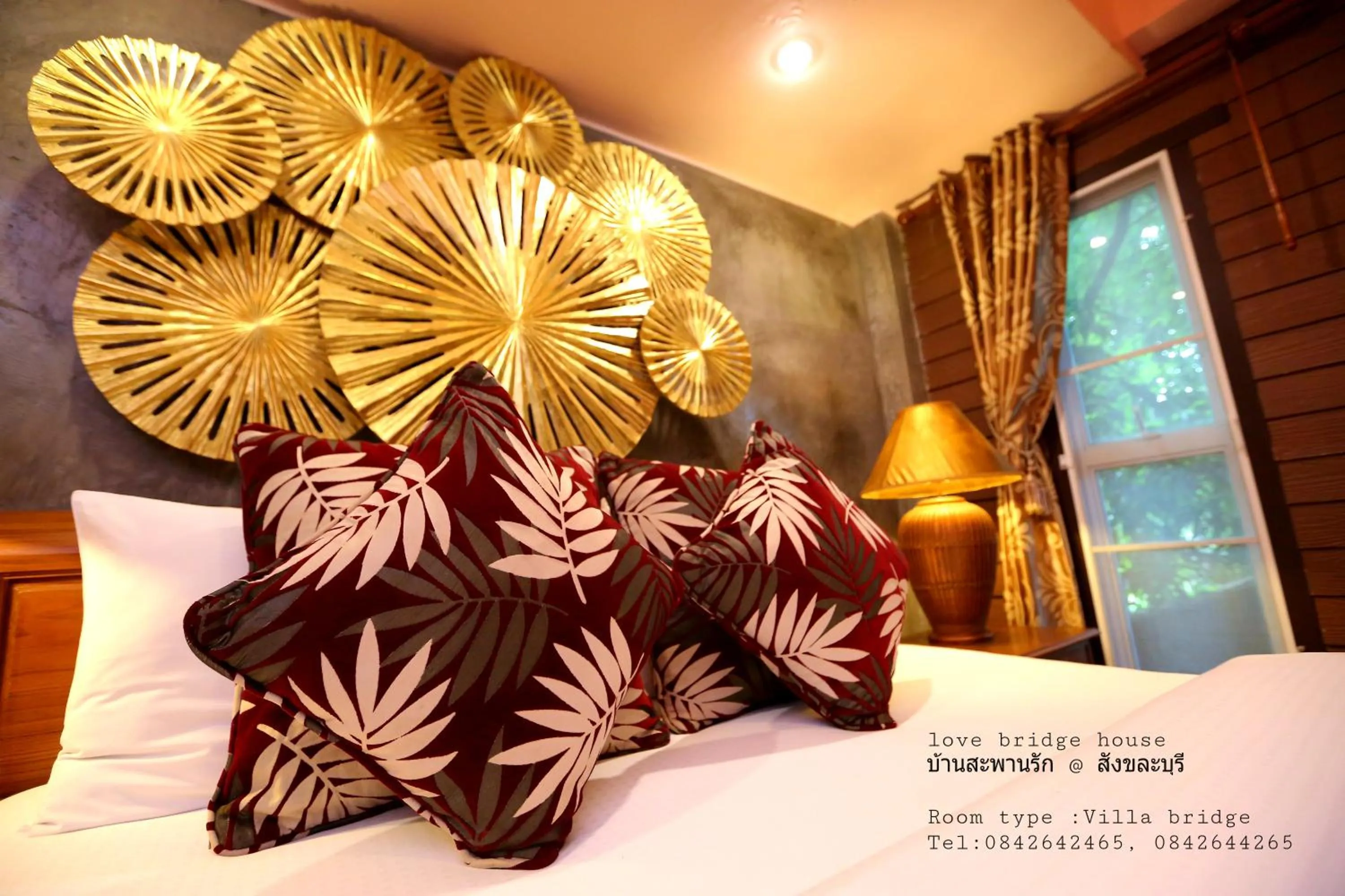 Bed in Love Bridge House บ้านสะพานรัก