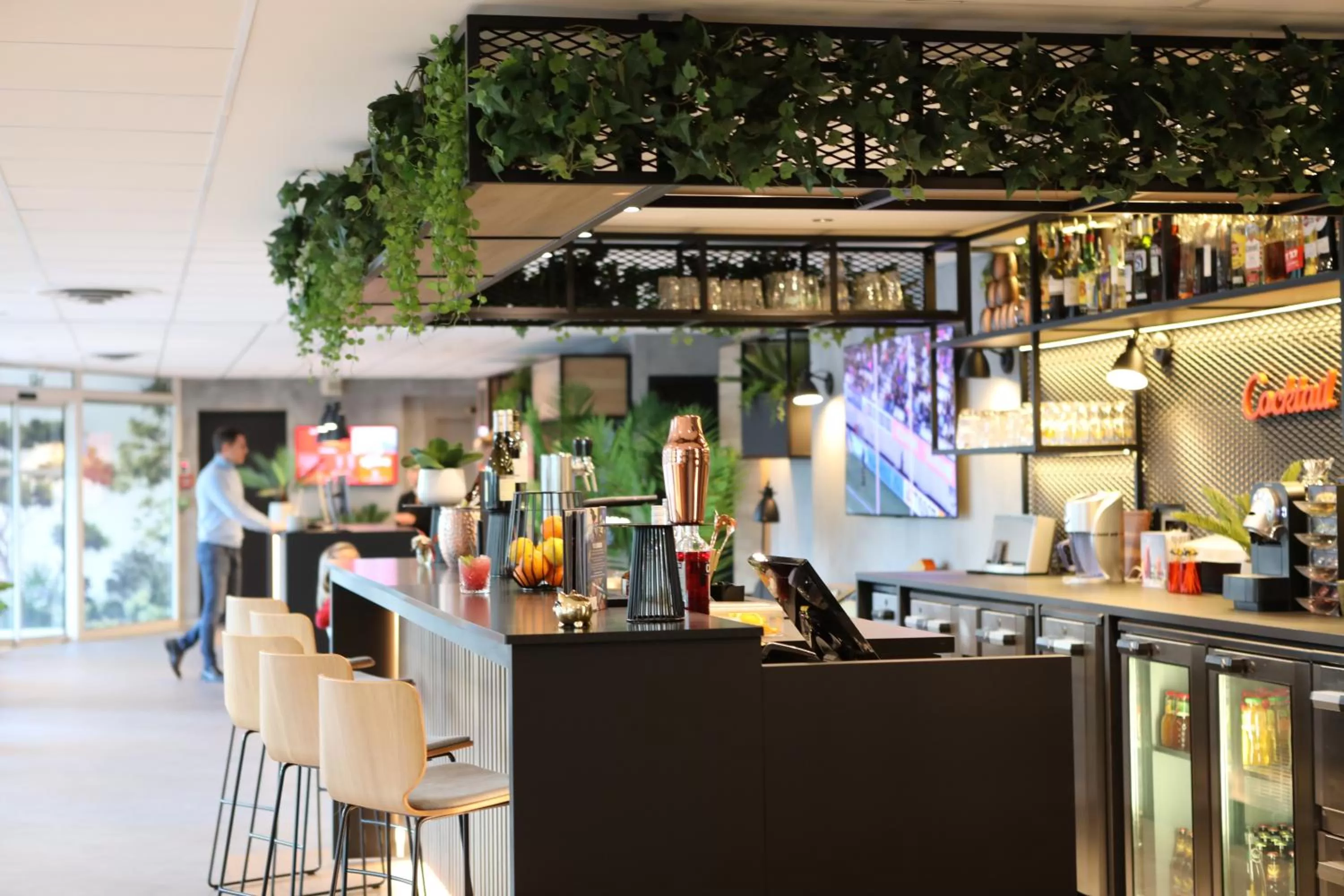 Restaurant/places to eat in ibis Aubenas