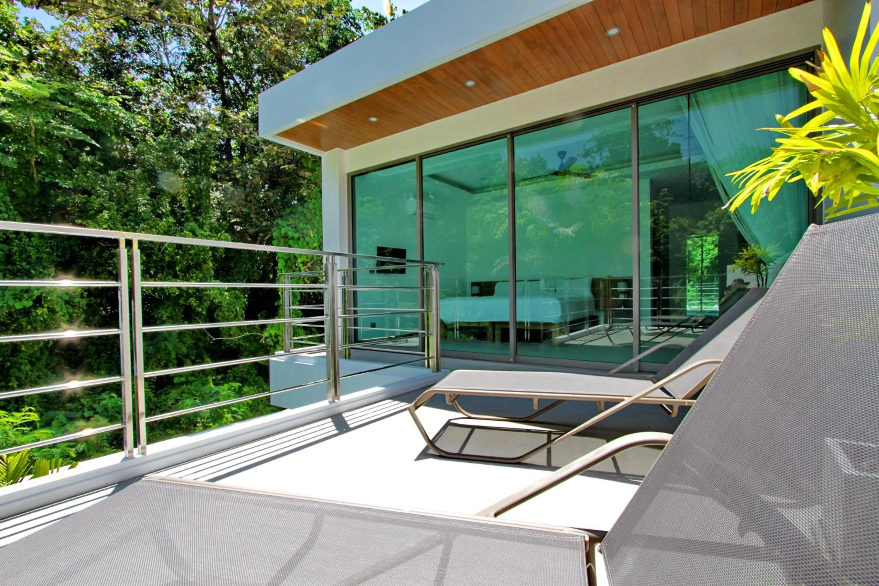 Balcony/Terrace in Ya Nui Beach Villas