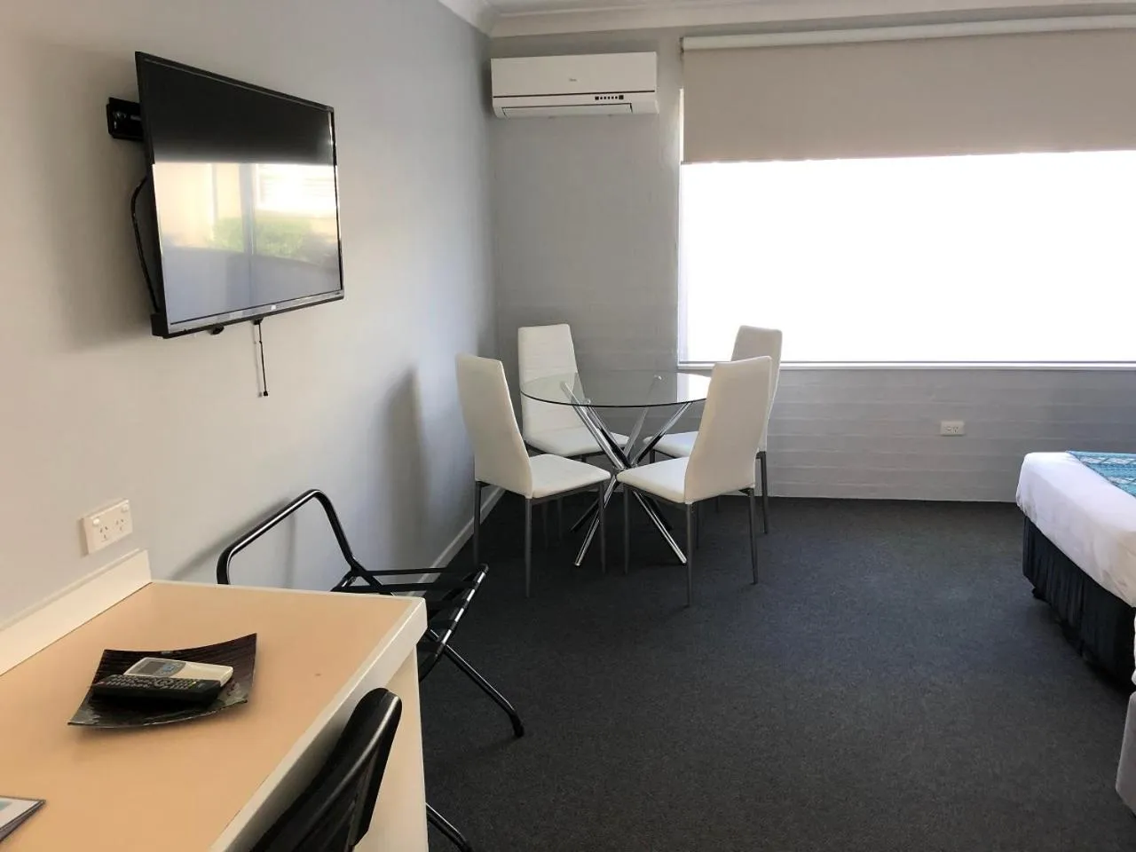 TV and multimedia in Marco Polo Motor Inn Taree