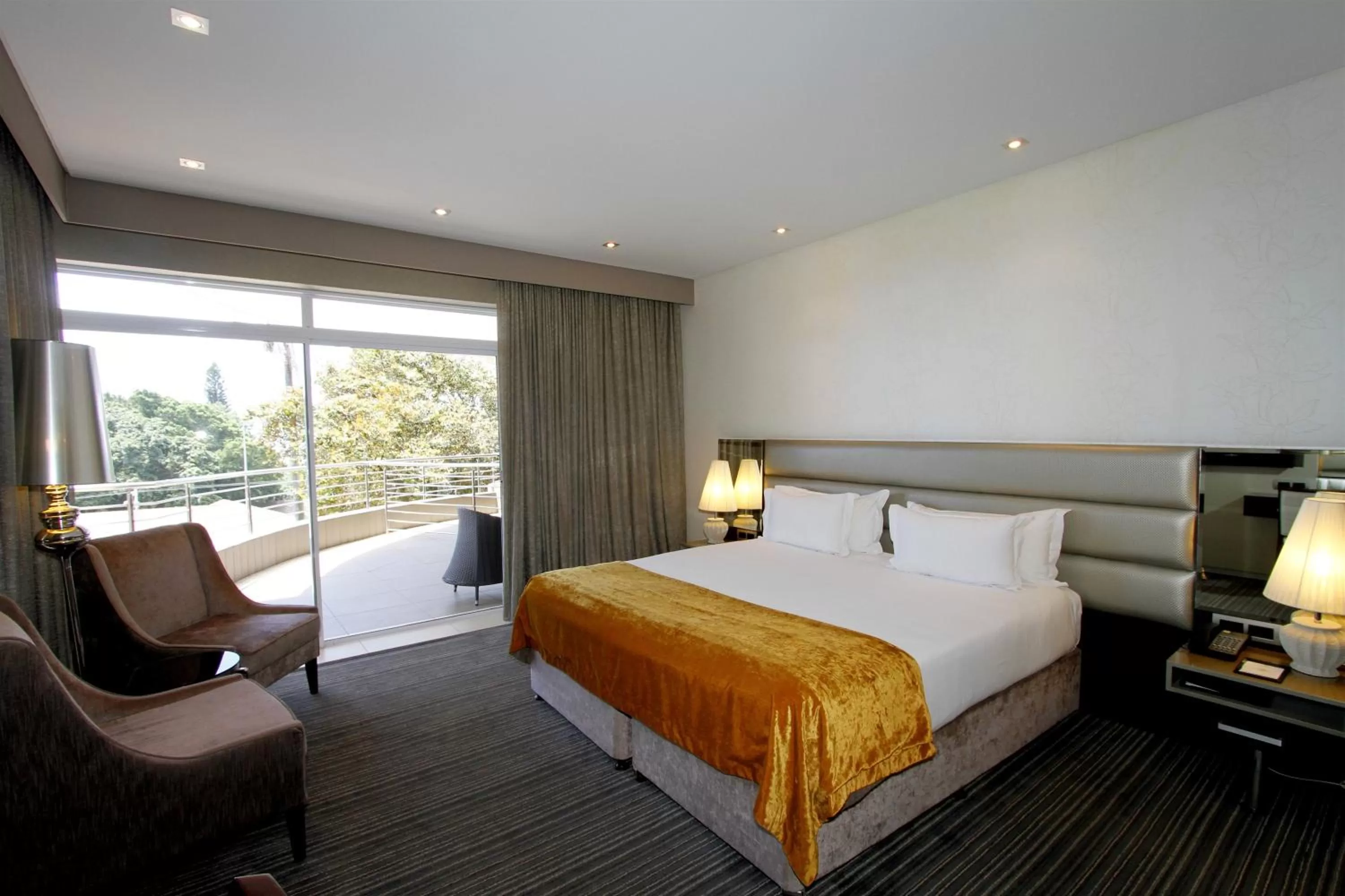 Bedroom, Bed in Coastlands Musgrave Hotel
